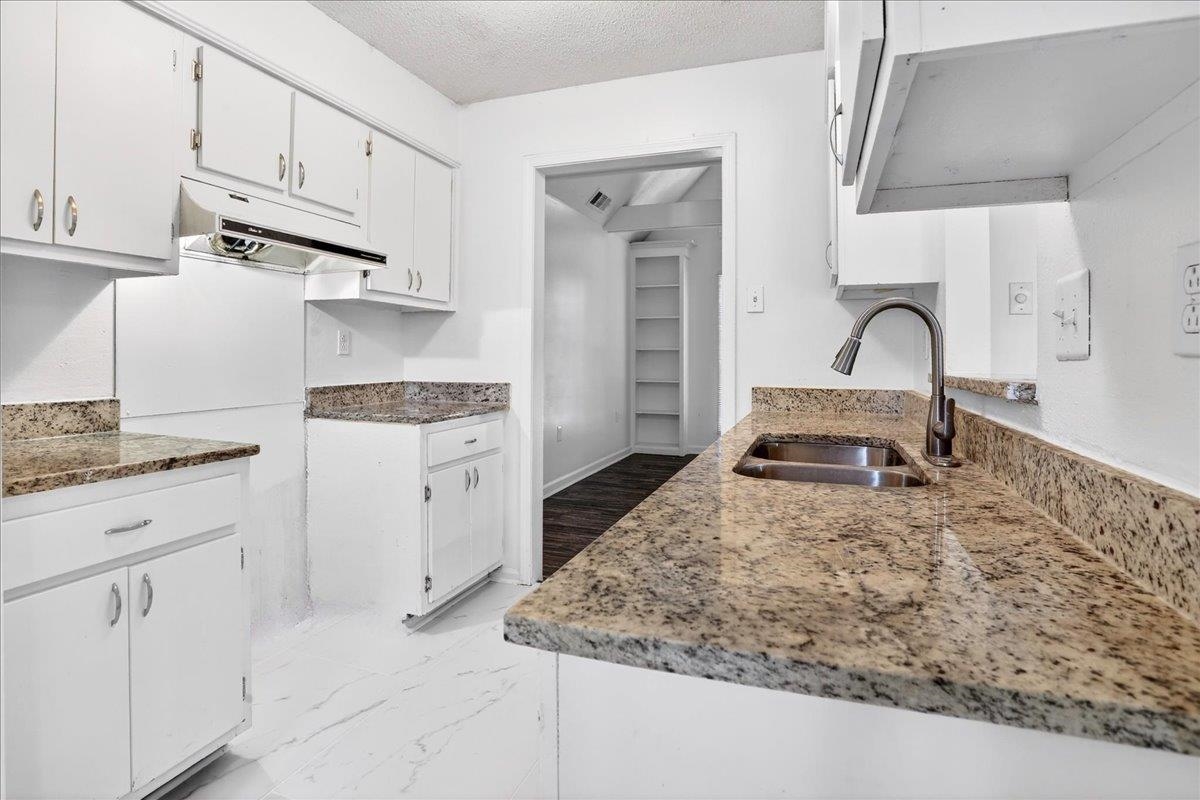 2081 Rose Garden Cv Property Photo 4