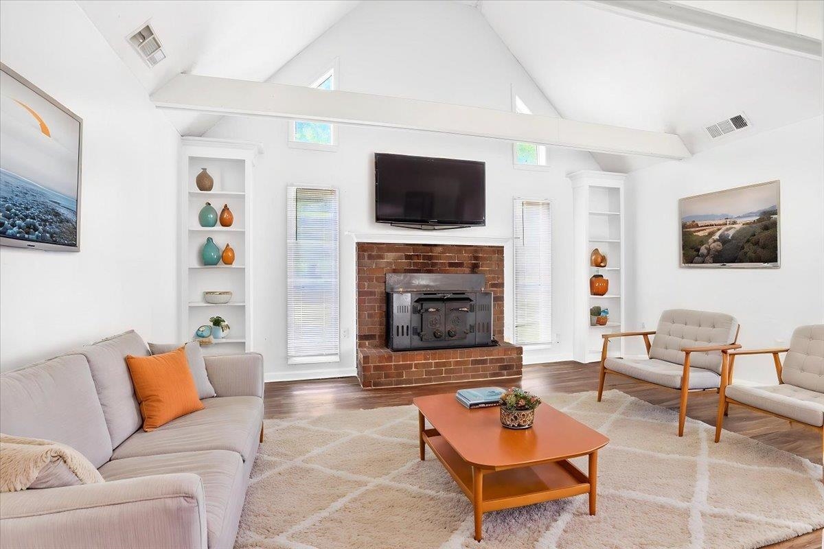 2081 Rose Garden Cv Property Photo 7