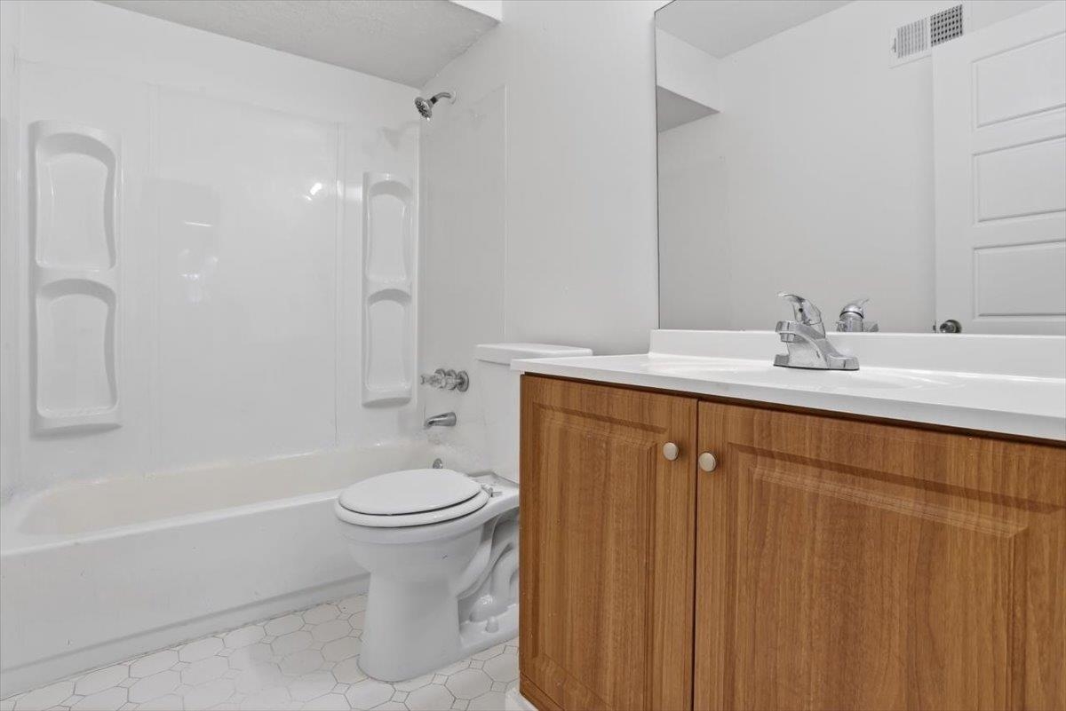 2081 Rose Garden Cv Property Photo 25