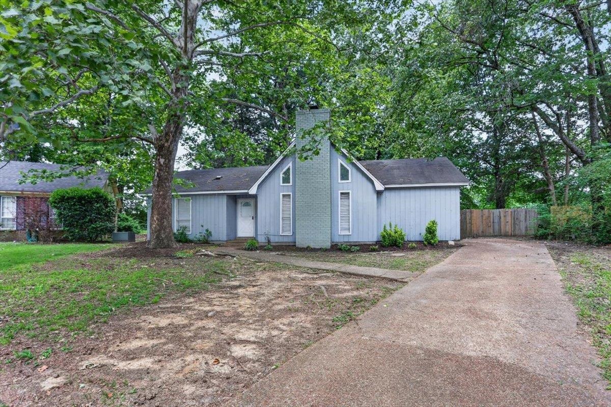2081 Rose Garden Cv Property Photo 32