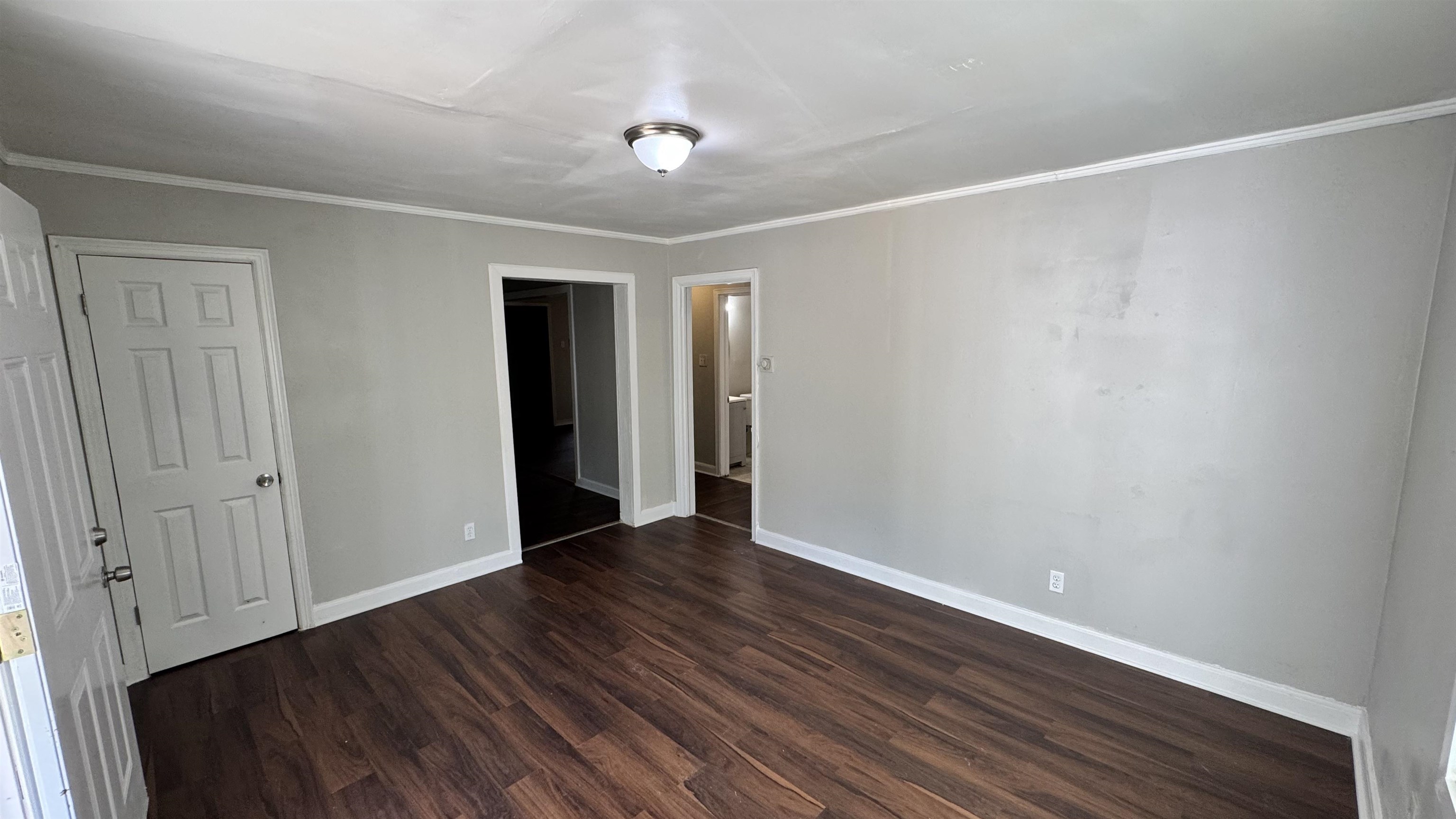 2303 Longstreet Dr Property Photo 2