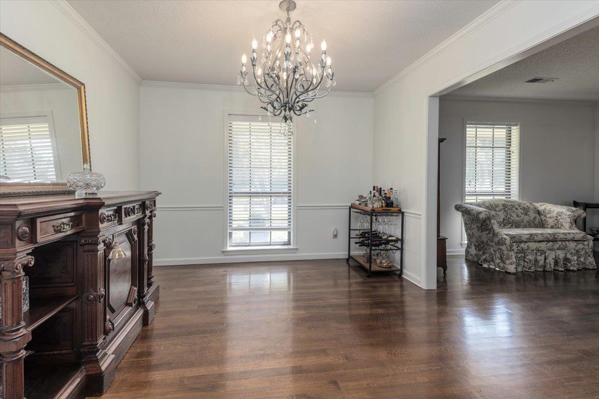 8652 Wine Leaf Cv Property Photo 5