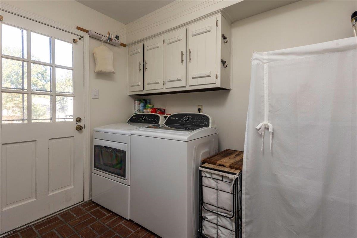 8652 Wine Leaf Cv Property Photo 19