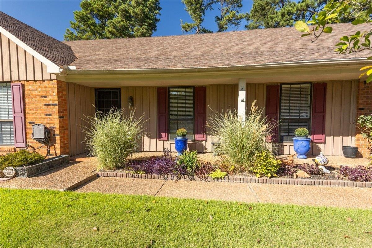 8652 Wine Leaf Cv Property Photo 24