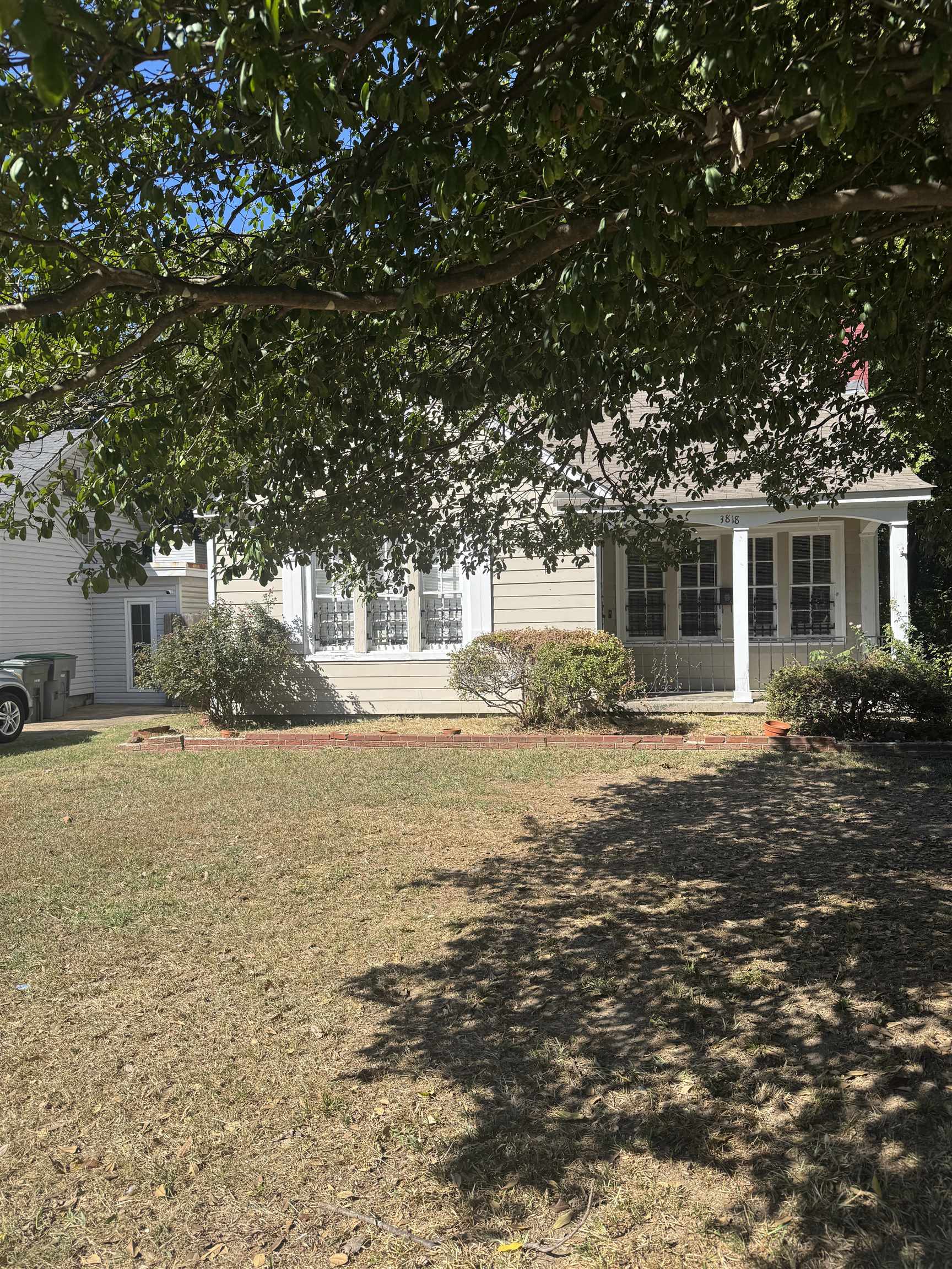 3818 Faxon Ave Property Photo 2