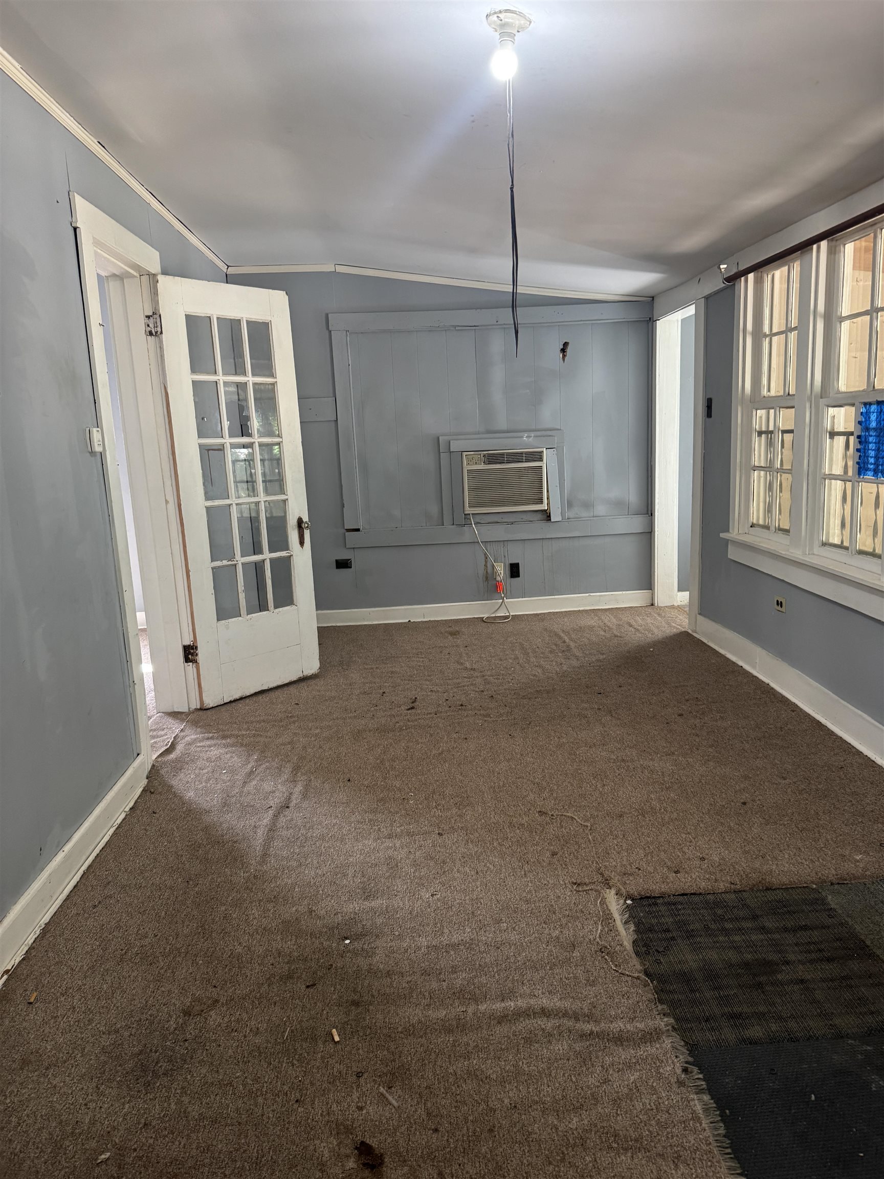 3818 Faxon Ave Property Photo 7
