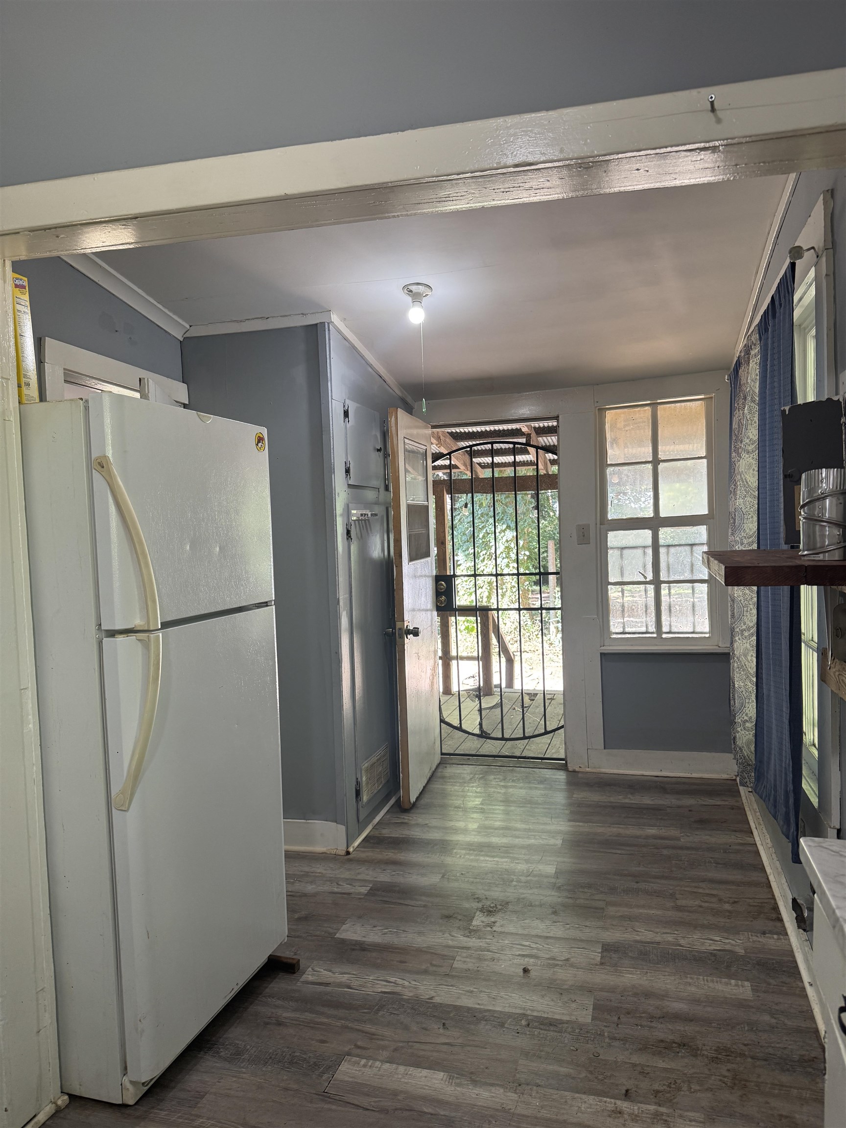 3818 Faxon Ave Property Photo 12