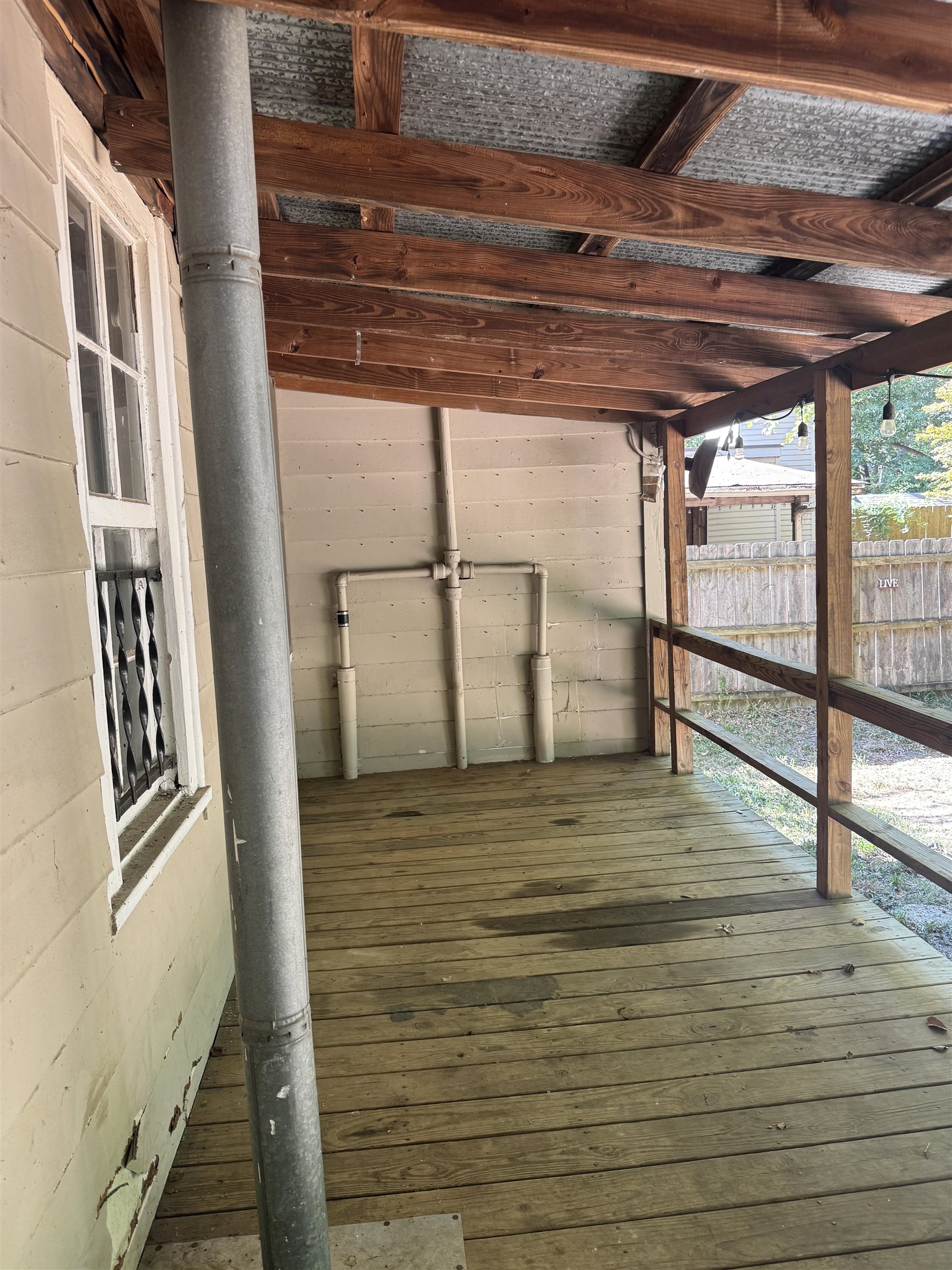3818 Faxon Ave Property Photo 19