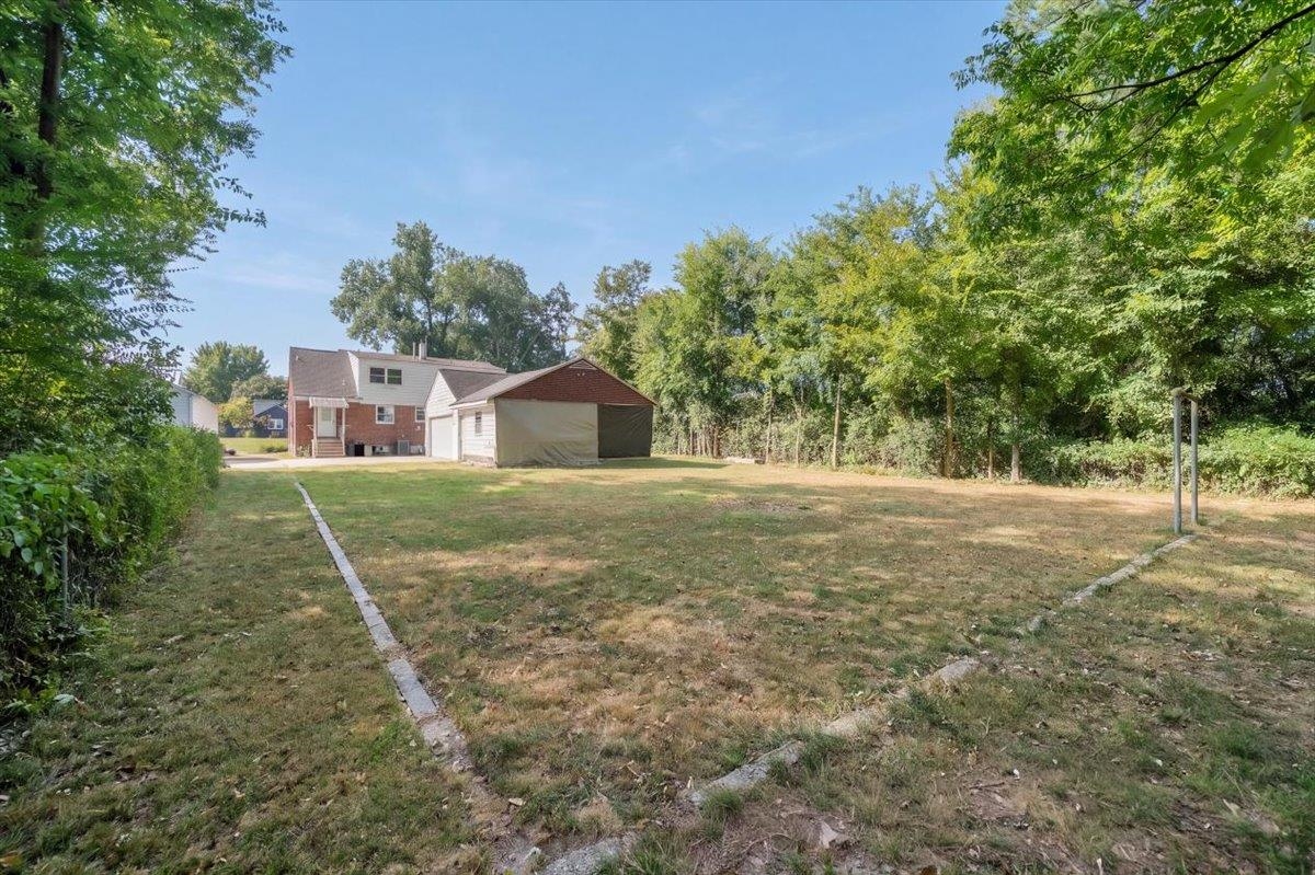 4020 Faxon Dr Property Photo 34