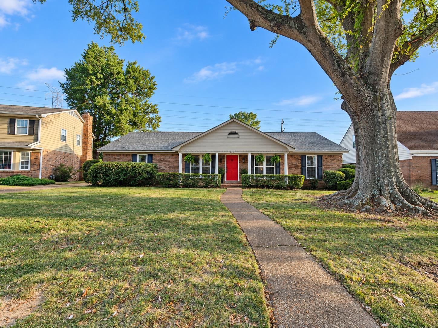 6517 KESWICK CV Property Photo 1