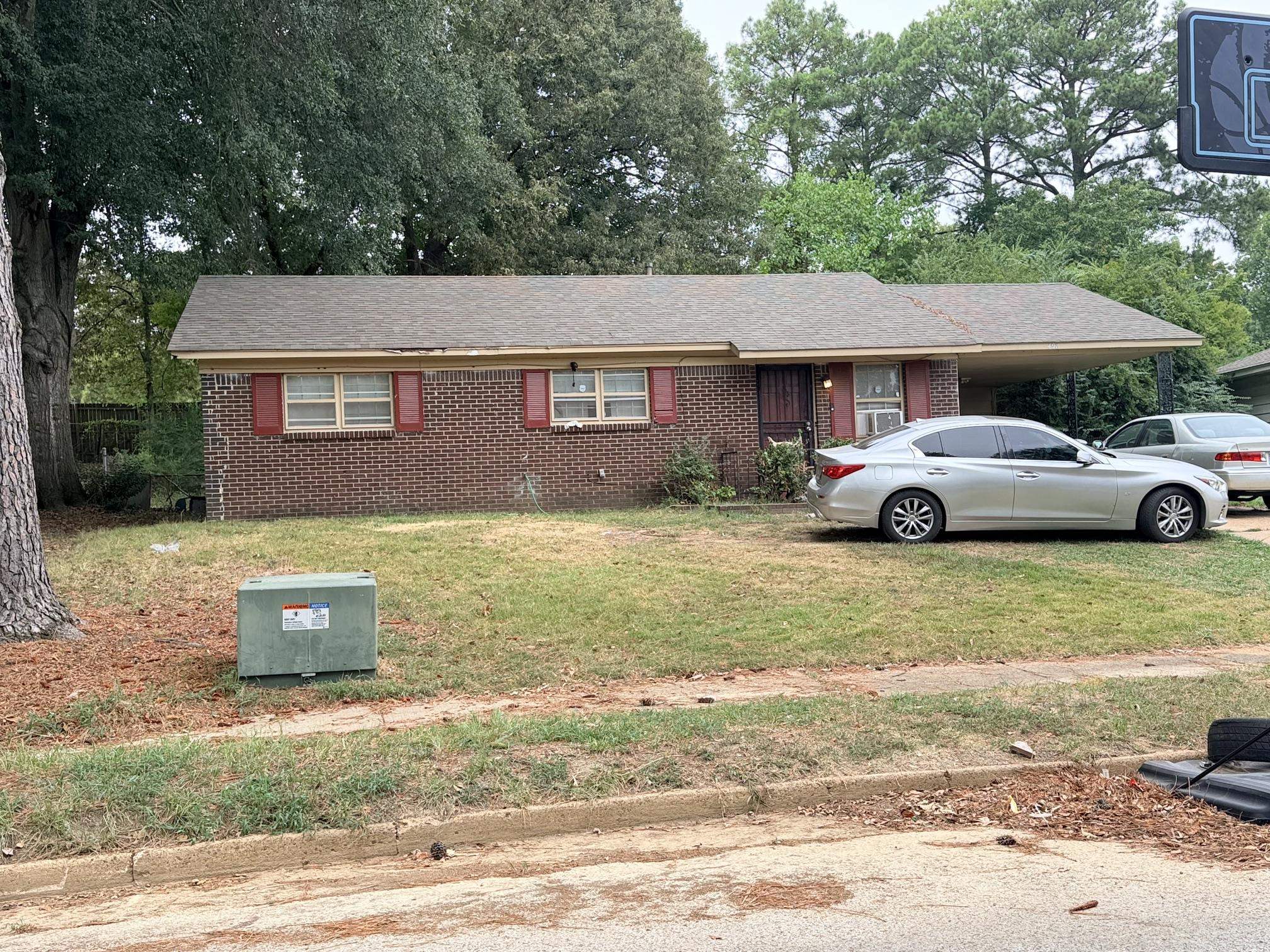 4987 Appleville St Property Photo 2