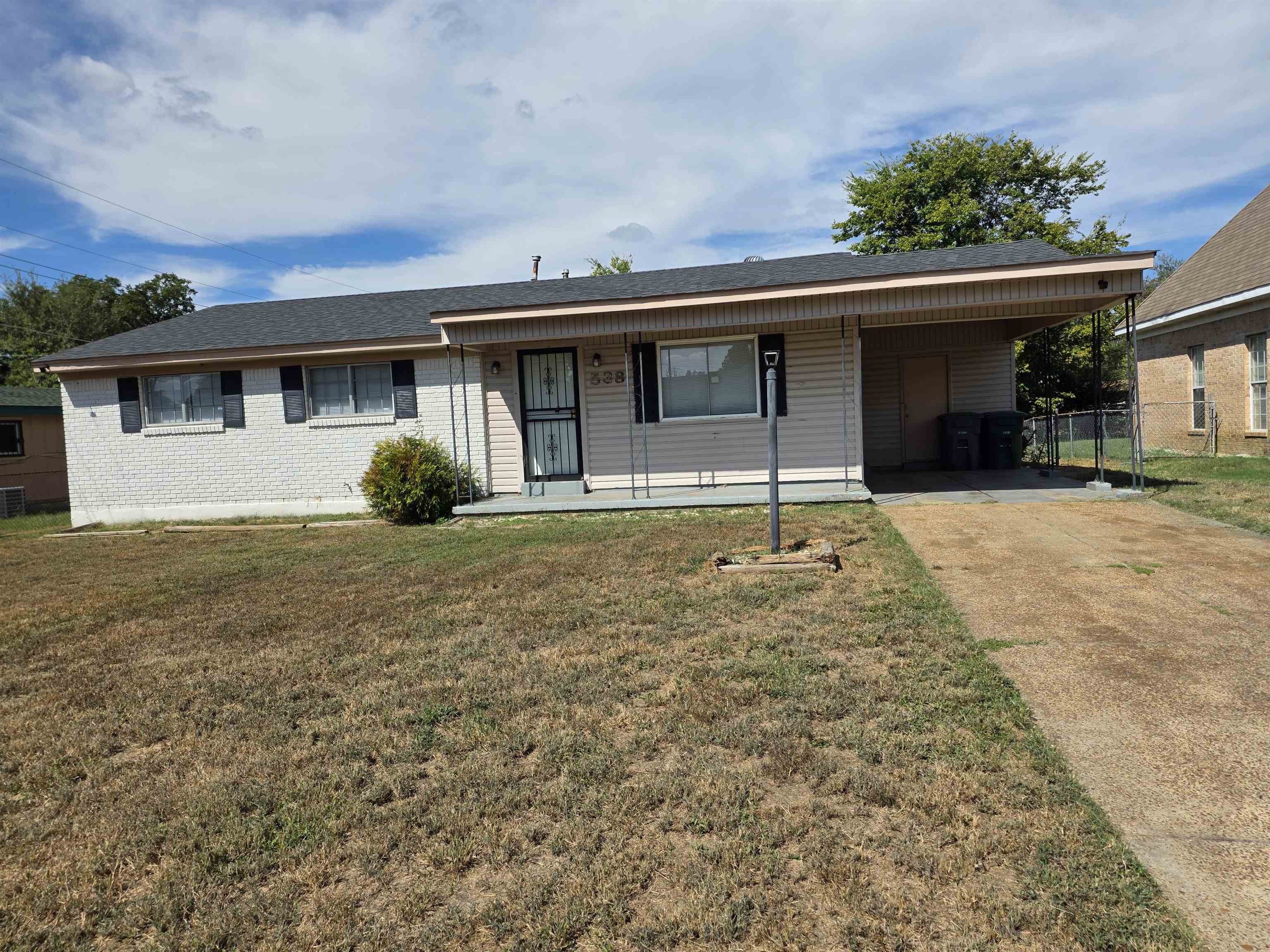 538 Whitestone Ave Property Photo 1
