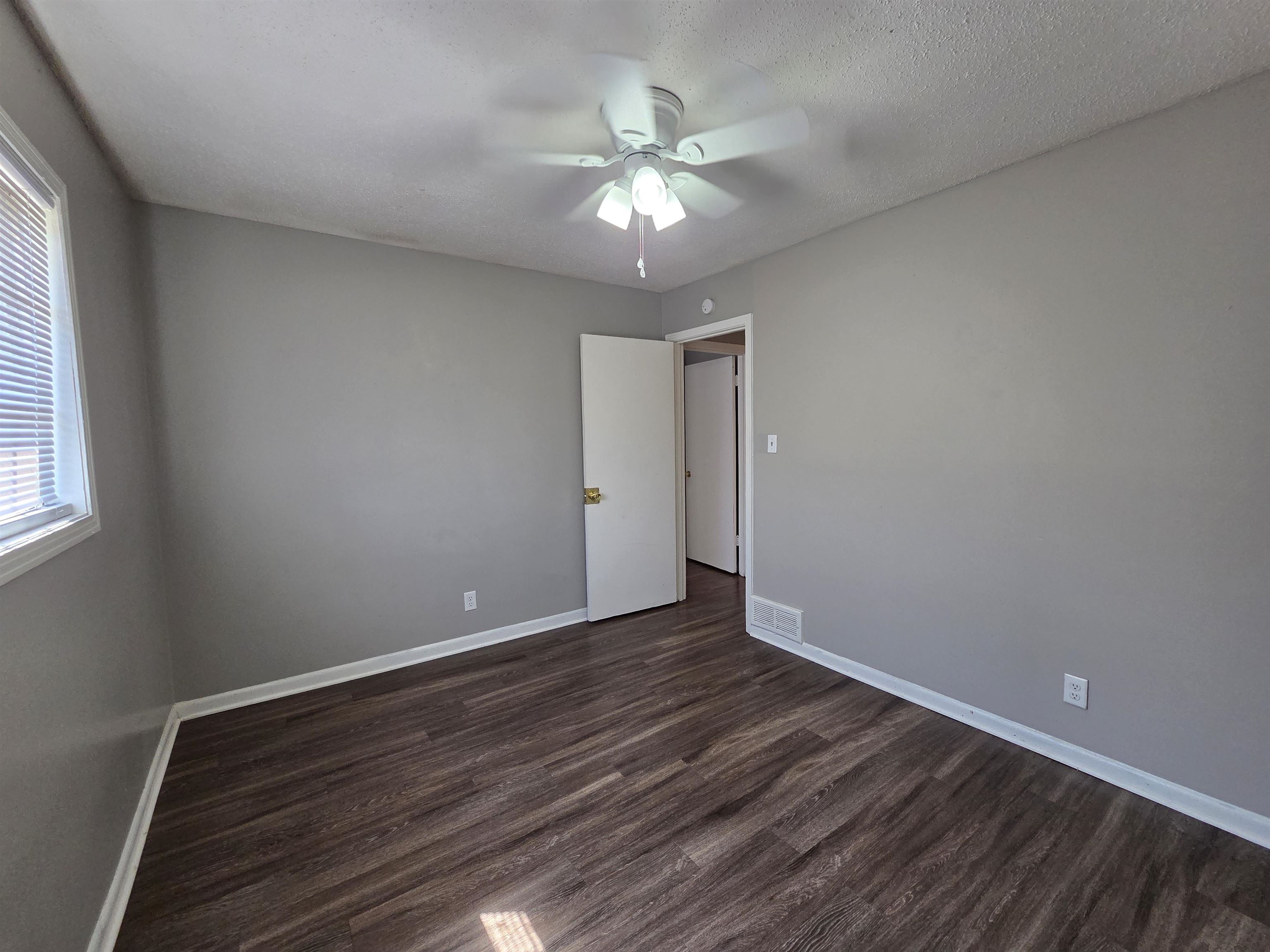 538 Whitestone Ave Property Photo 19