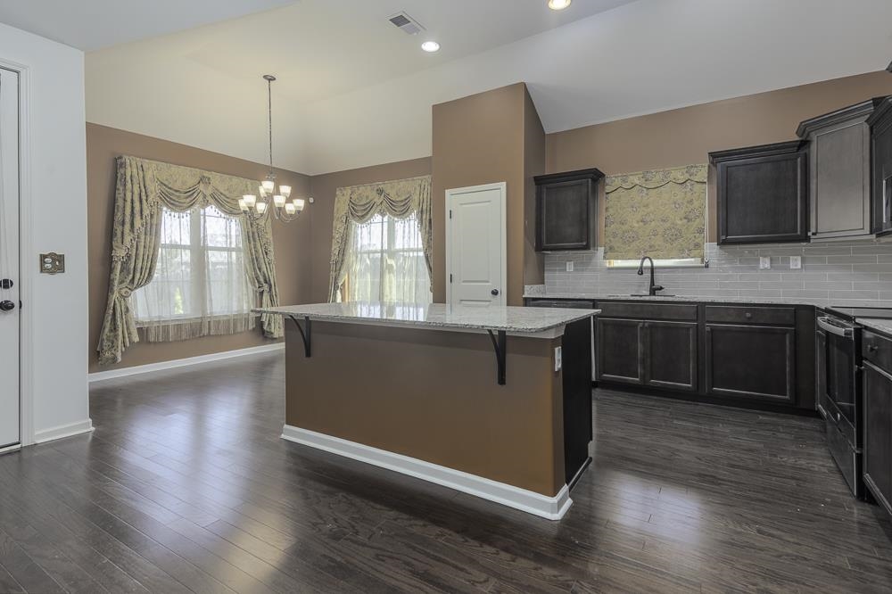 135 Chesnut Ridge Dr Property Photo 11