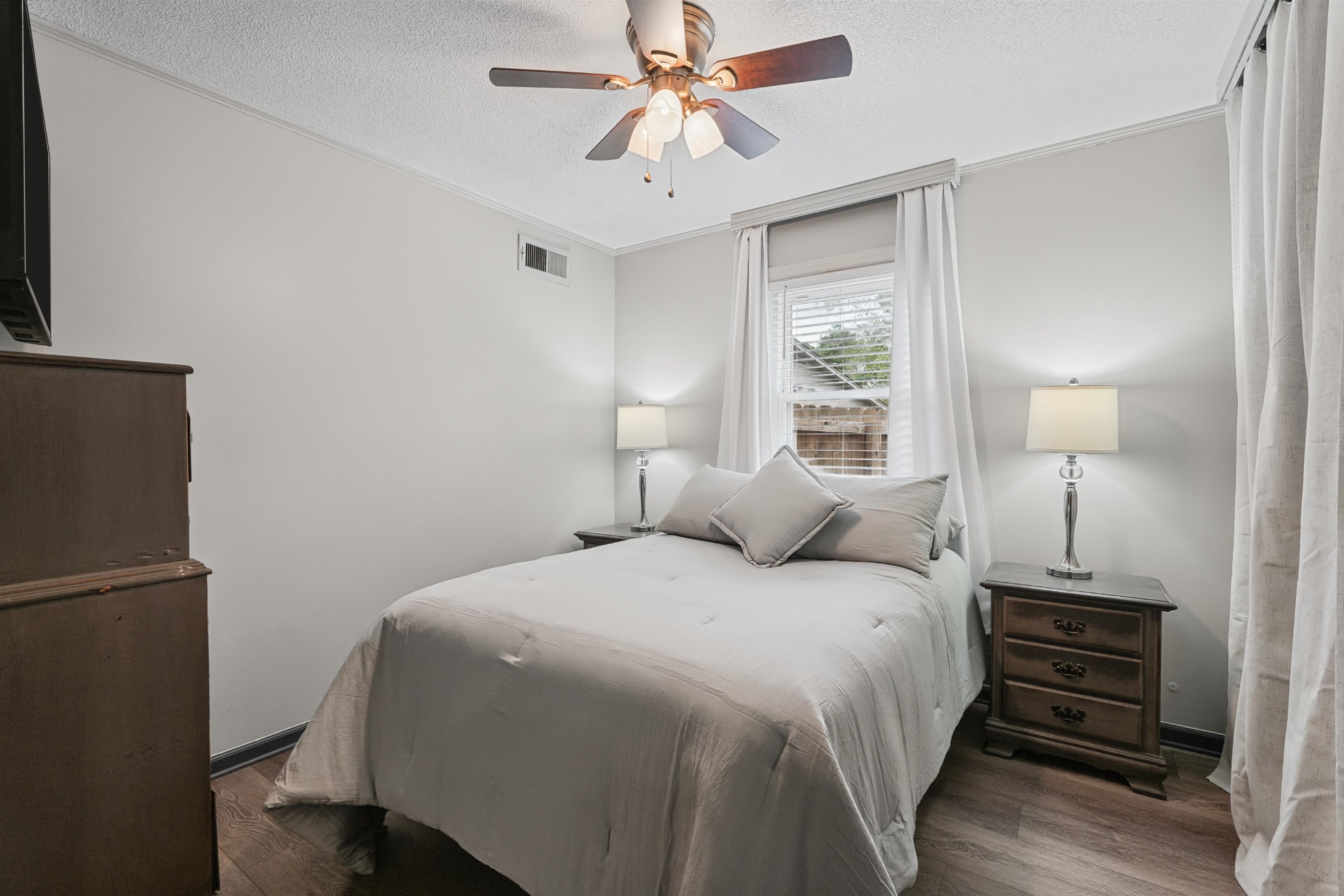 4072 Dovehill Cv Property Photo 18