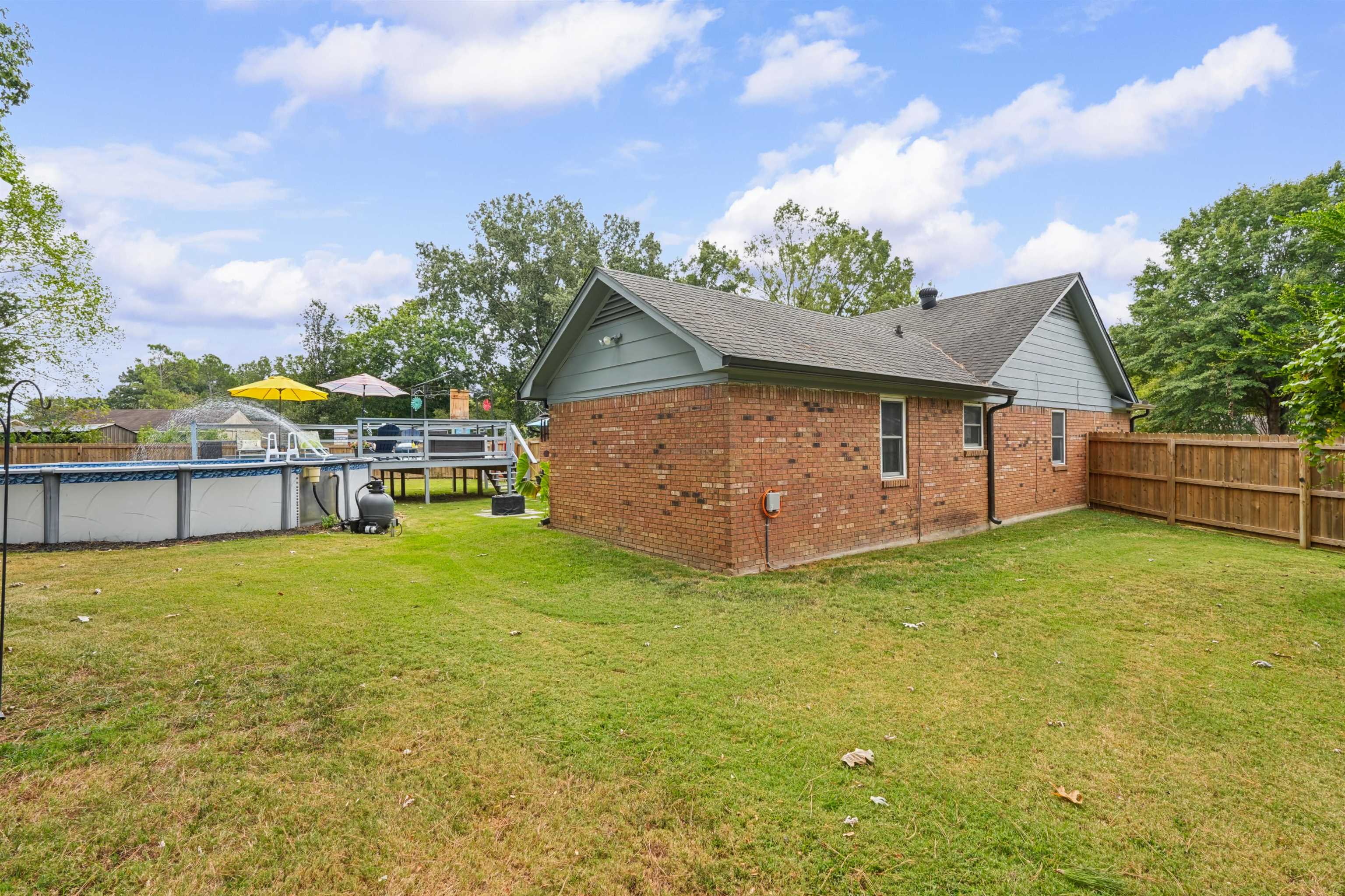 4072 Dovehill Cv Property Photo 32