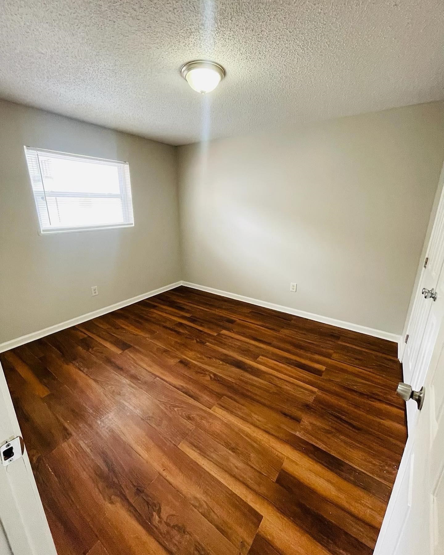 1695 Ontario Ave Property Photo 4