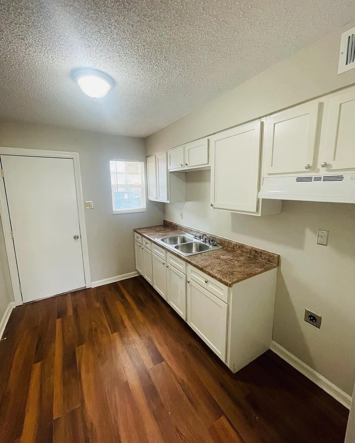 1695 Ontario Ave Property Photo 8