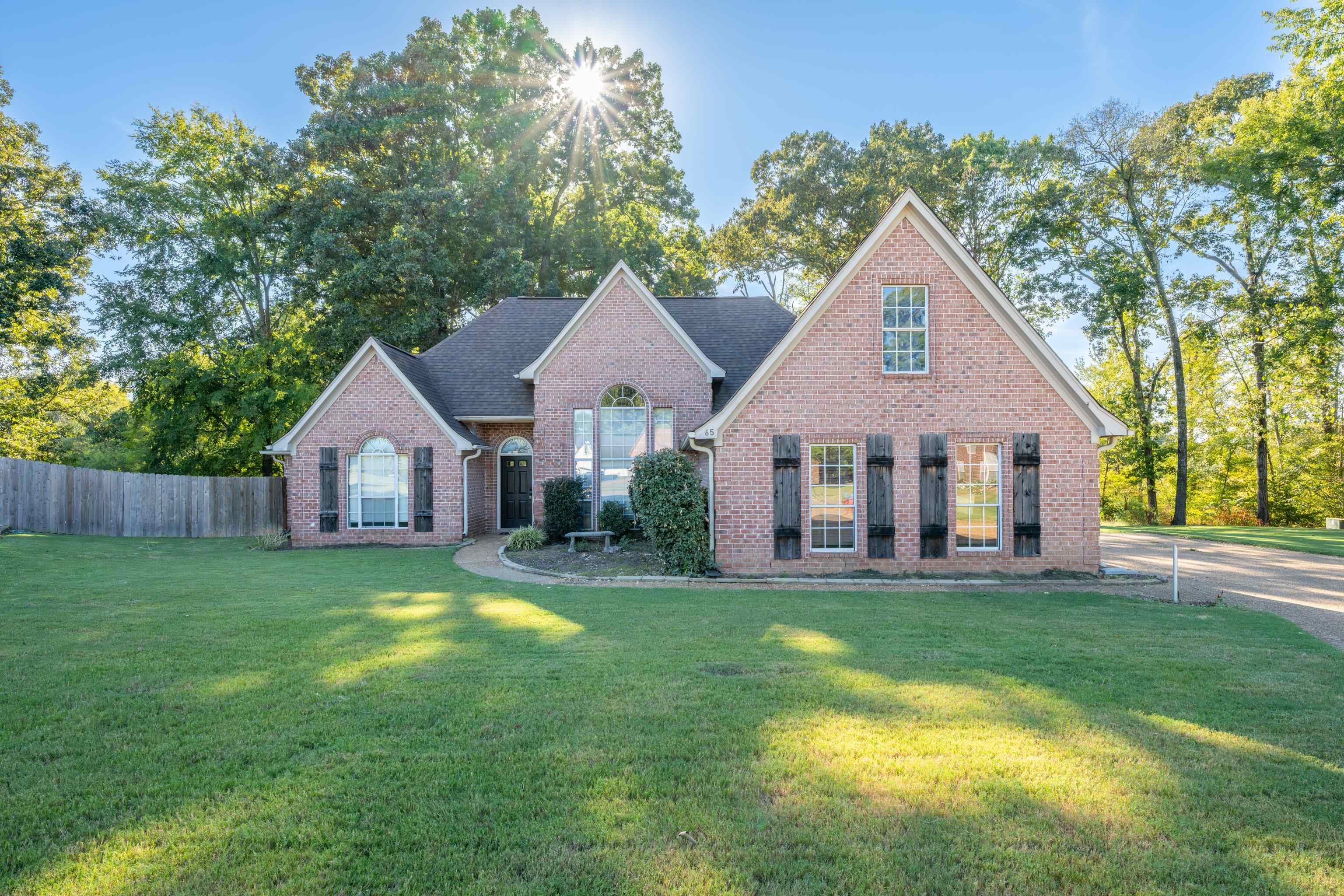 65 Harbor Oaks Cv Property Photo 1