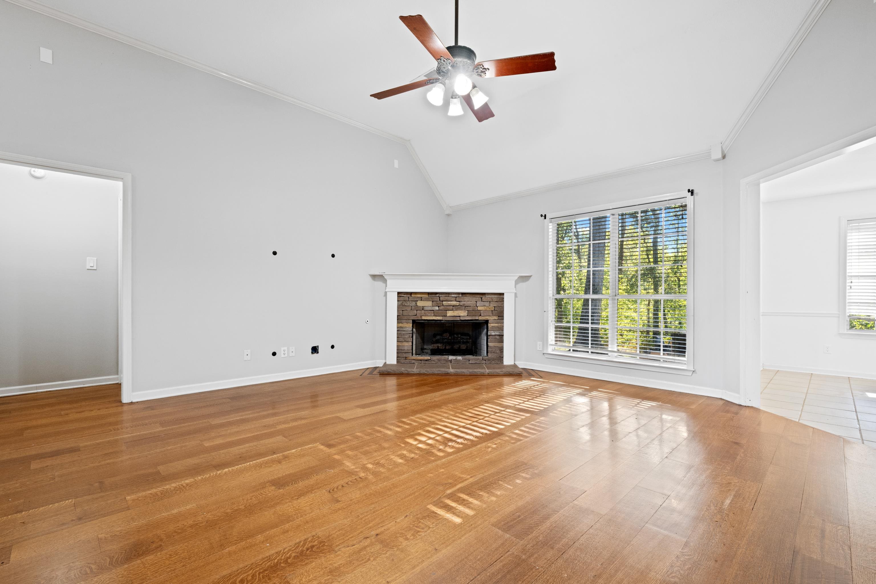 65 Harbor Oaks Cv Property Photo 6