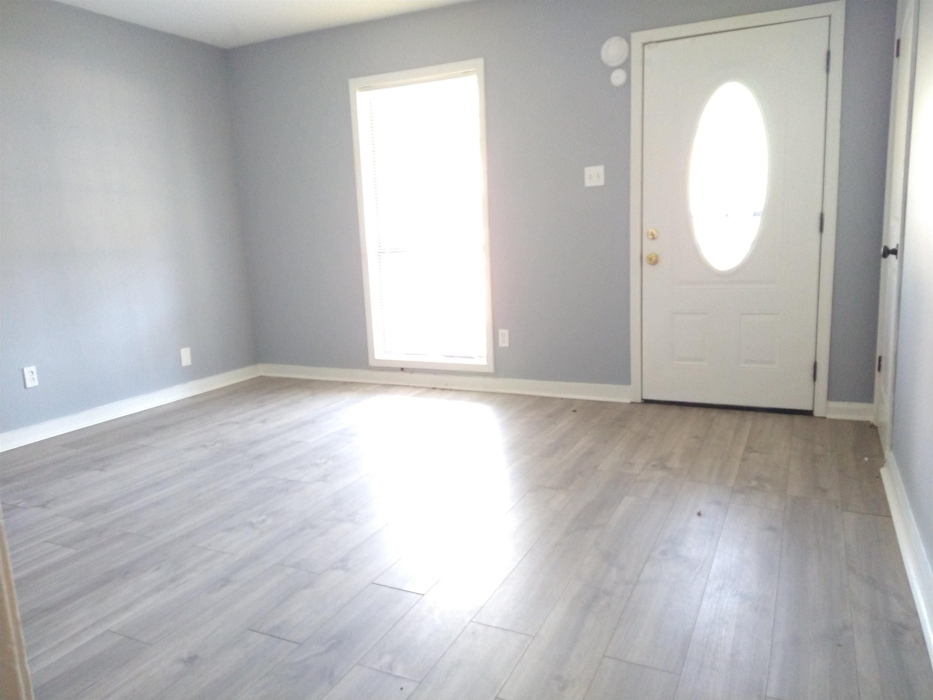 5163 Broken Oak Dr Property Photo 2