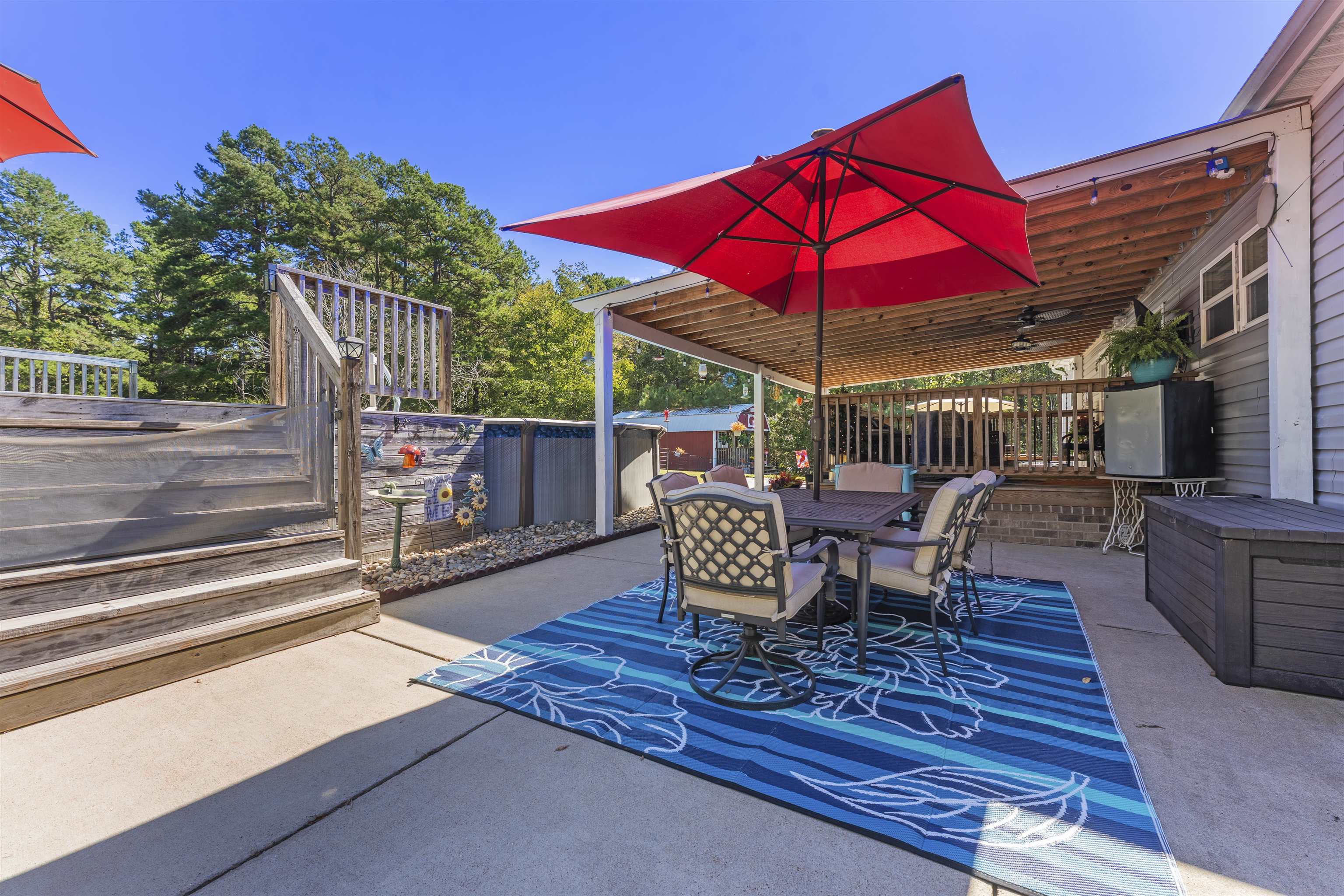 240 Heaven Hill Dr Property Photo 26