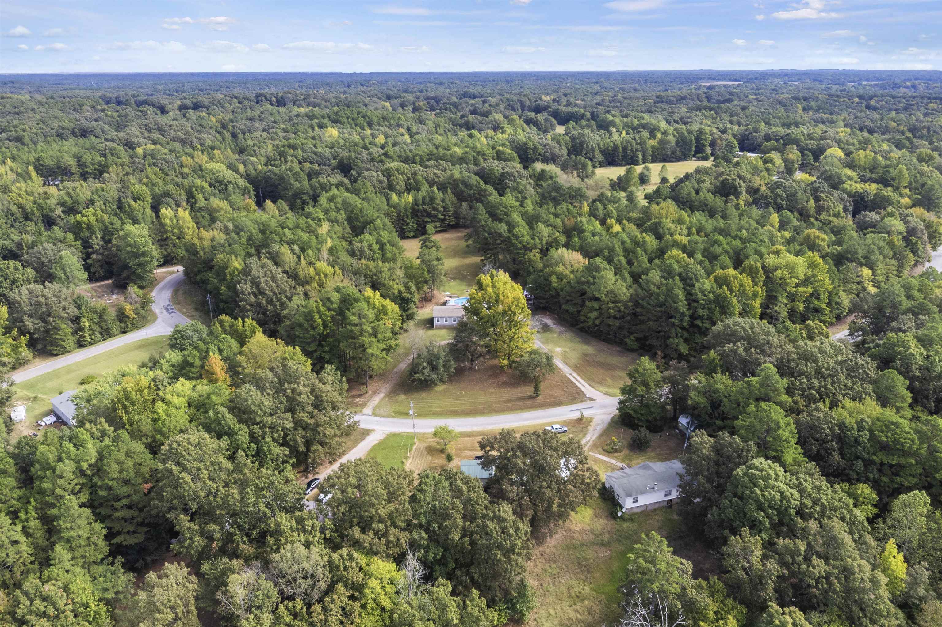 240 Heaven Hill Dr Property Photo 34