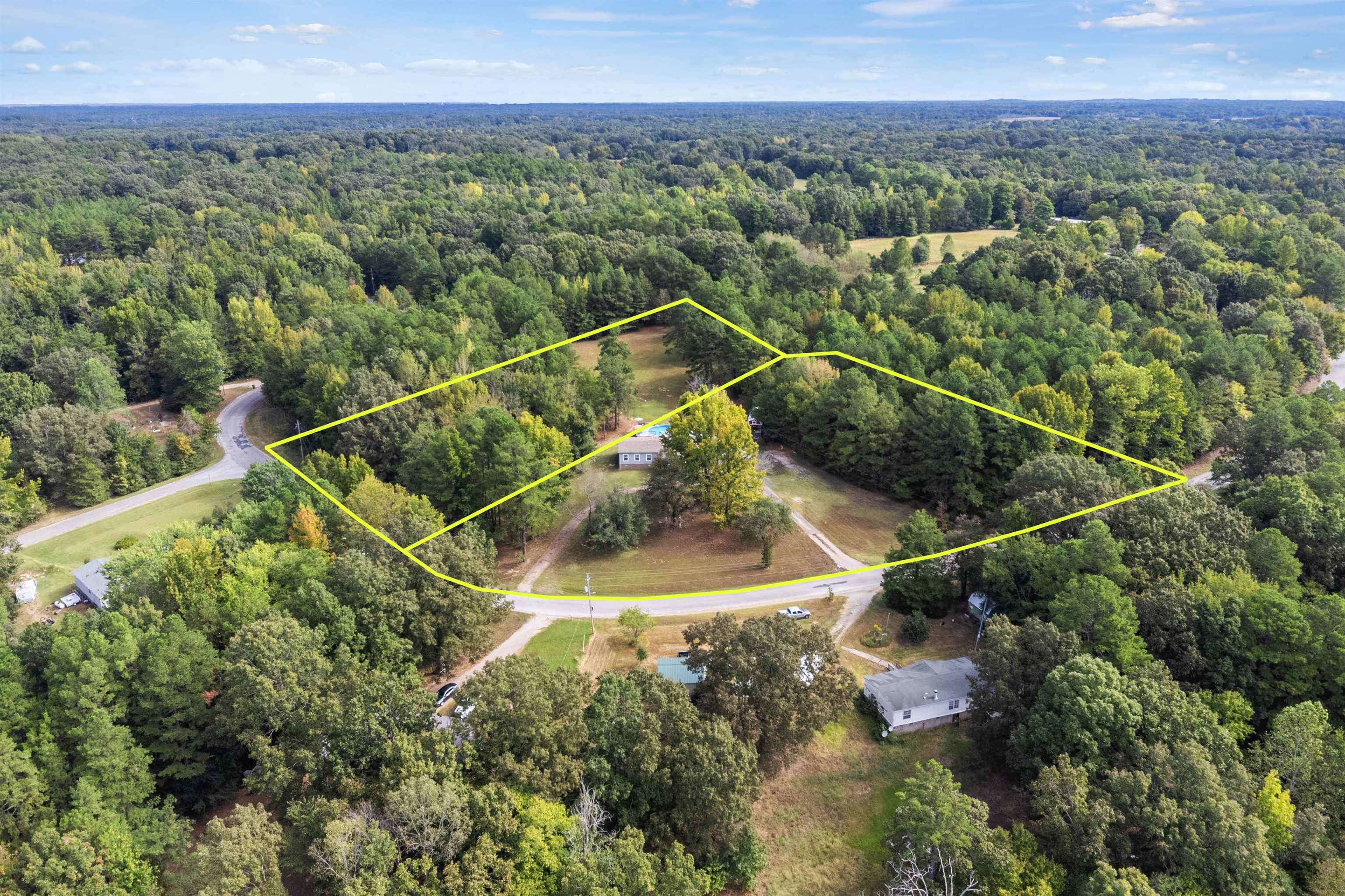 240 Heaven Hill Dr Property Photo 35