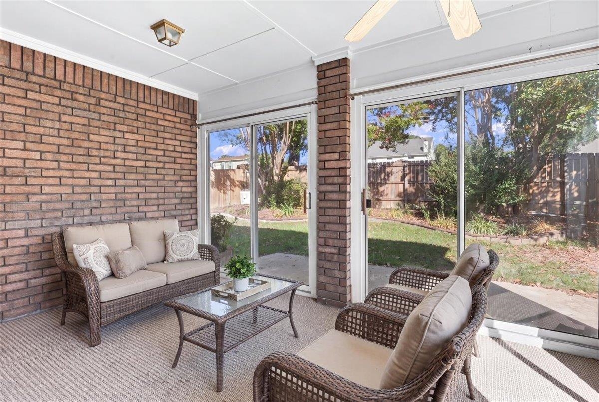 3112 Clubview Cv S Property Photo 25