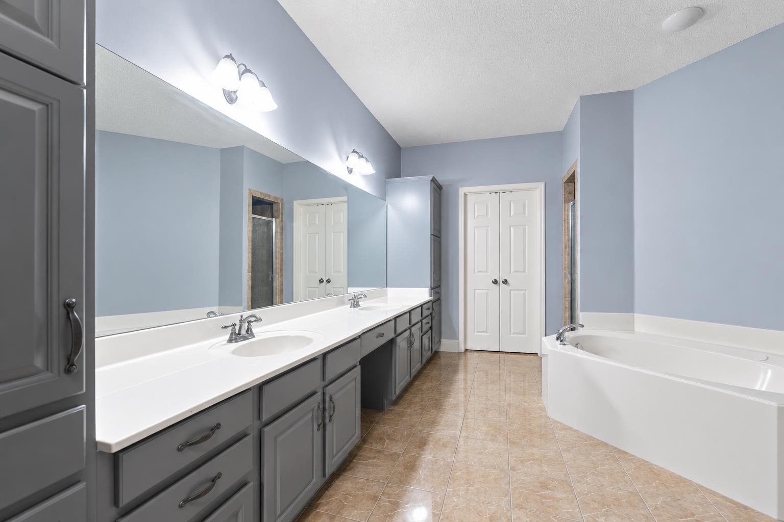 4852 Shira Dr Property Photo 19