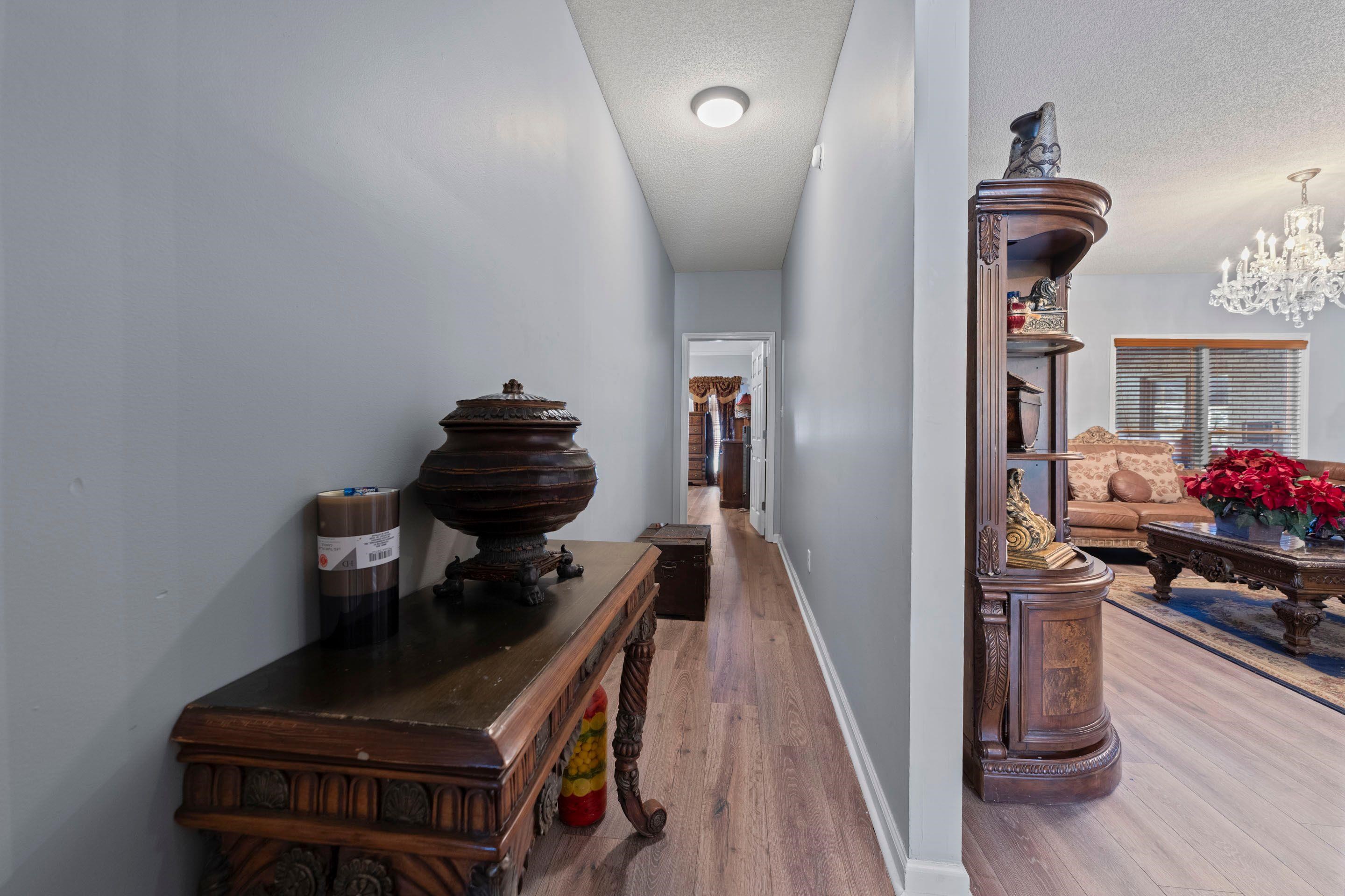 4852 Shira Dr Property Photo 21