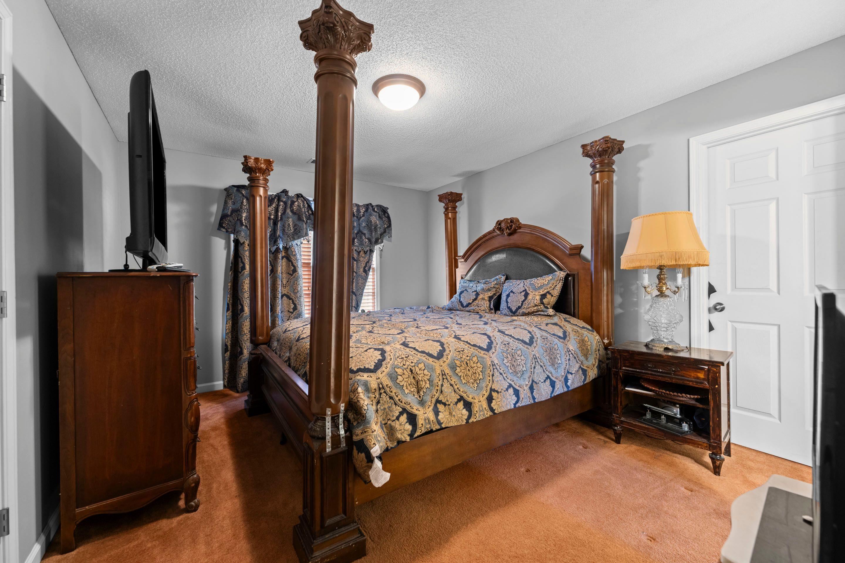 4852 Shira Dr Property Photo 27