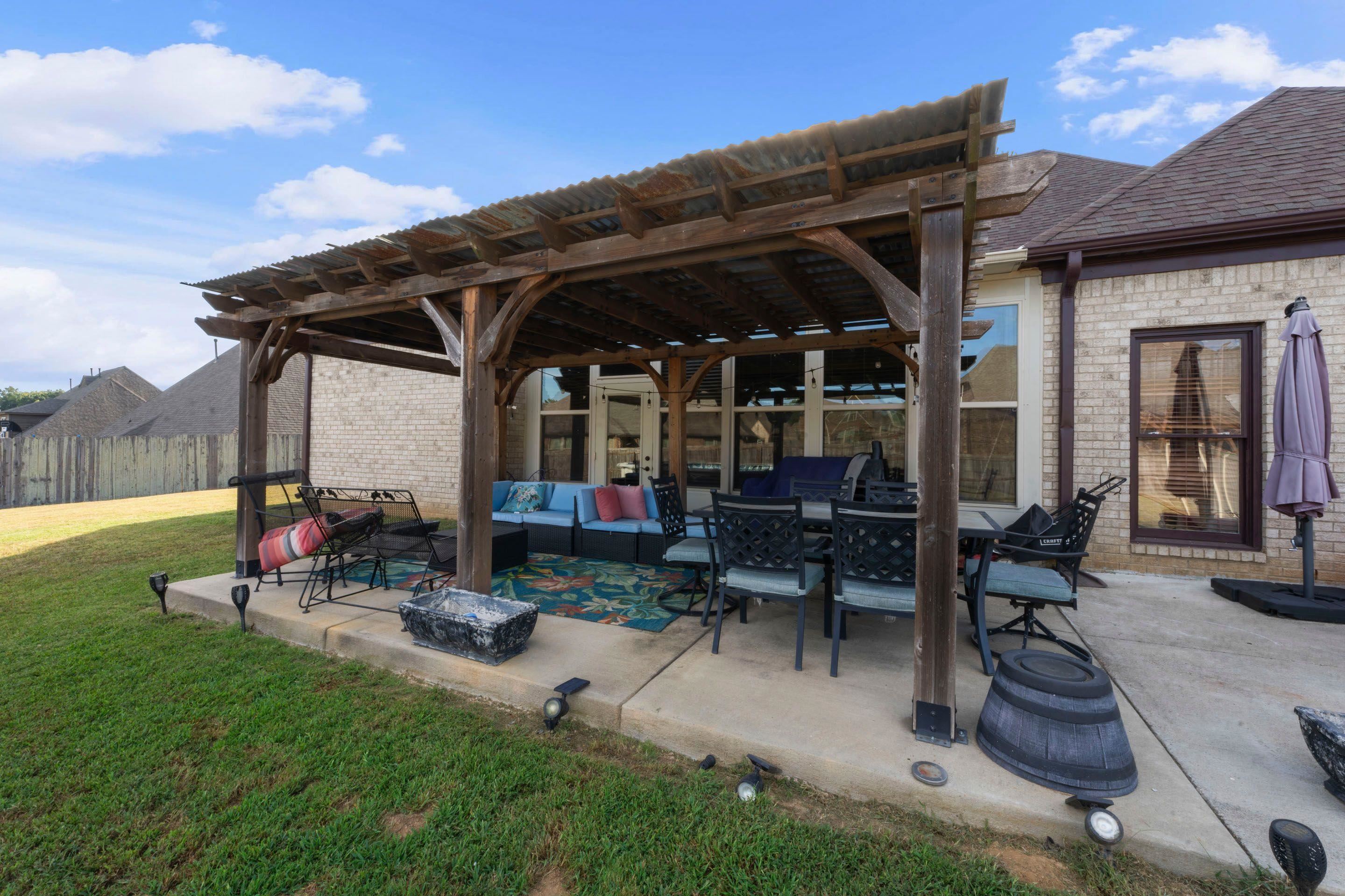4852 Shira Dr Property Photo 36
