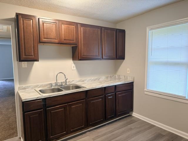 432 W Peebles Rd Property Photo 5
