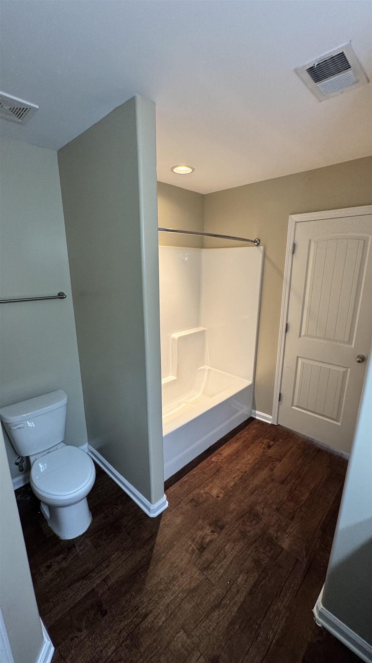 5240 Crossfield Rd Property Photo 15