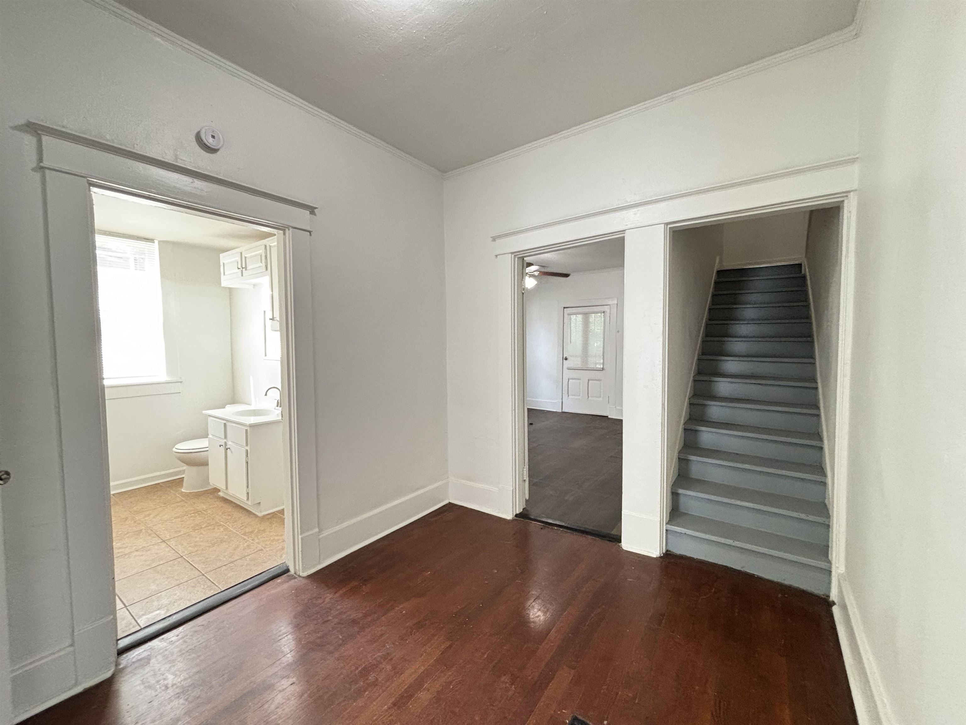 1492 Faxon Ave Property Photo 6