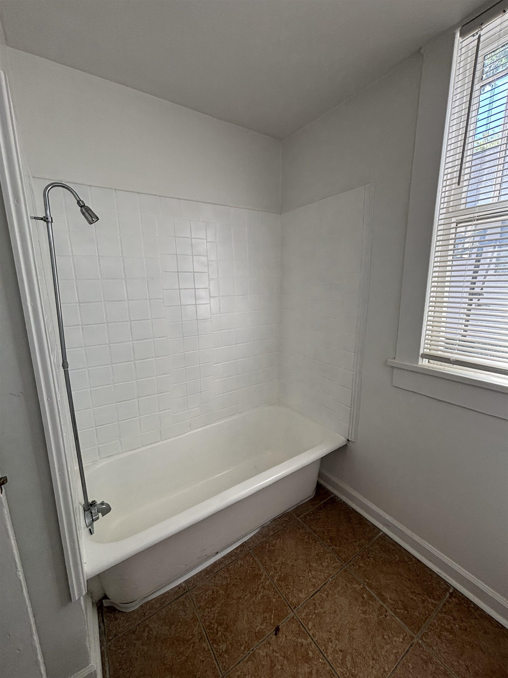 1492 Faxon Ave Property Photo 13