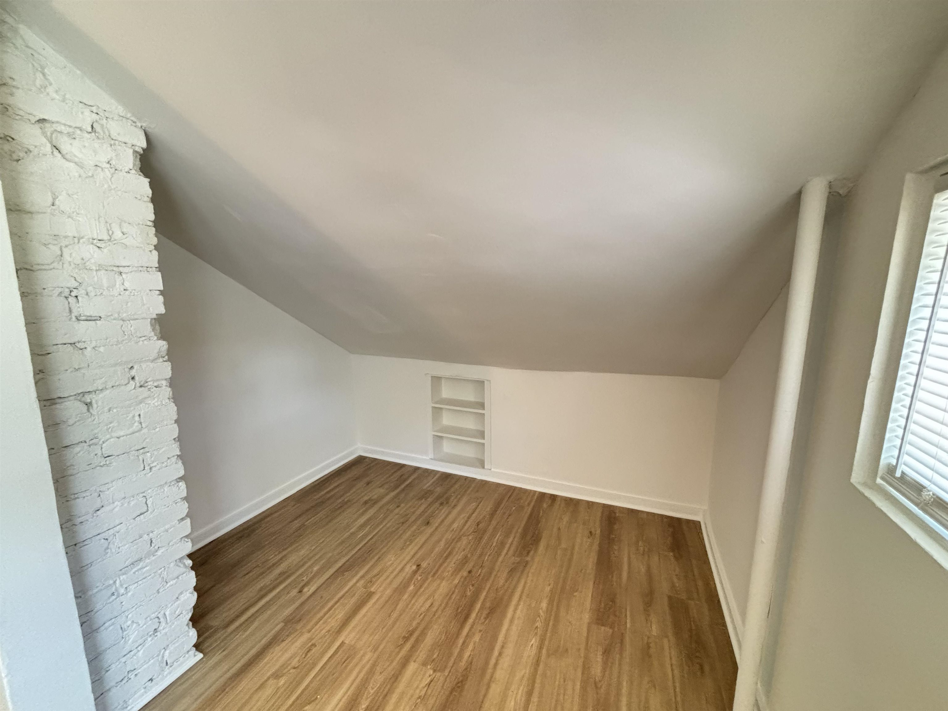 1492 Faxon Ave Property Photo 18