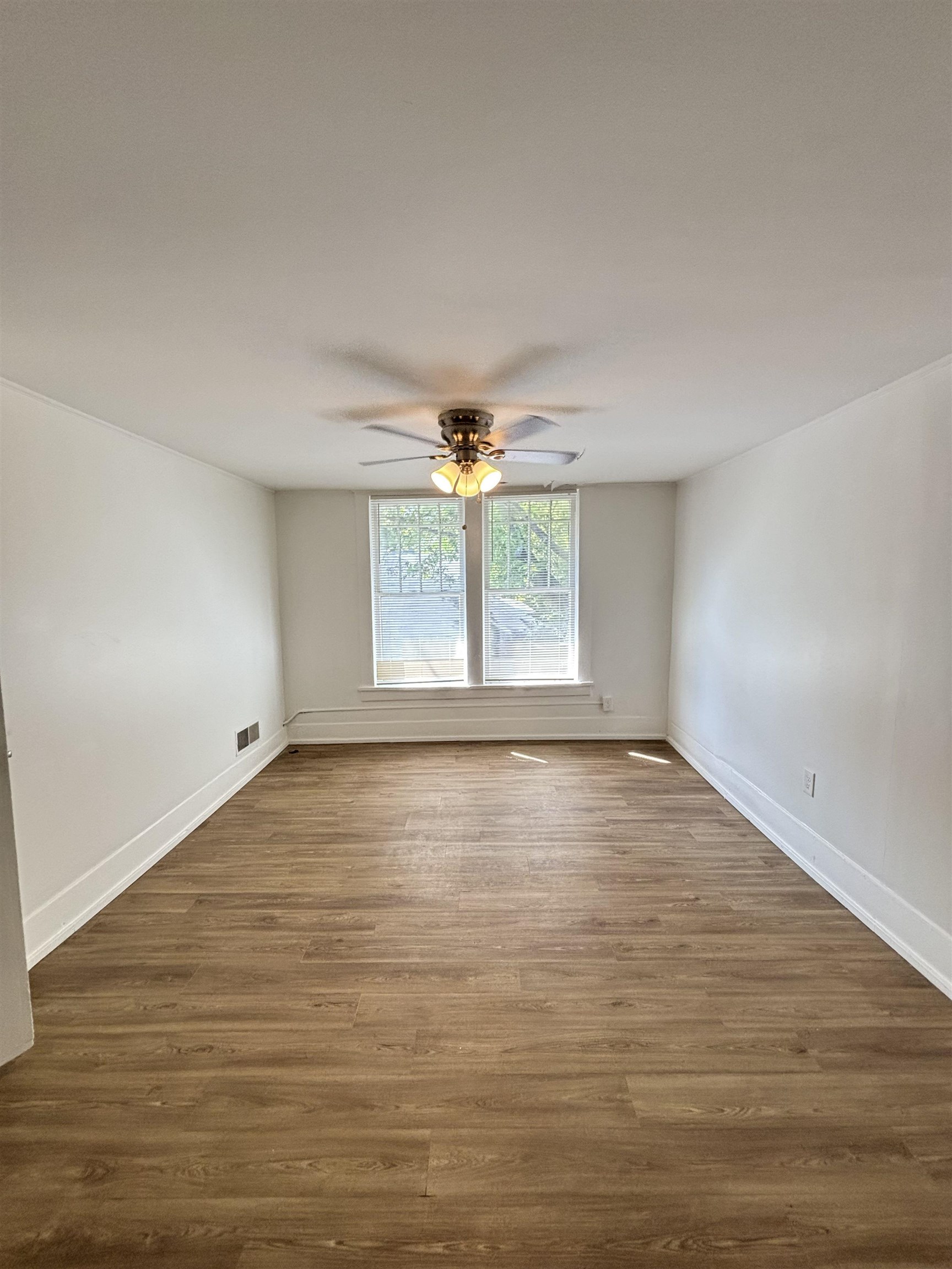1492 Faxon Ave Property Photo 20