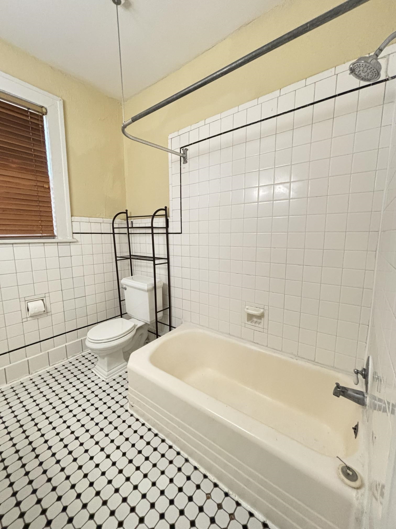 662 S Mclean Blvd 662 Property Photo 13