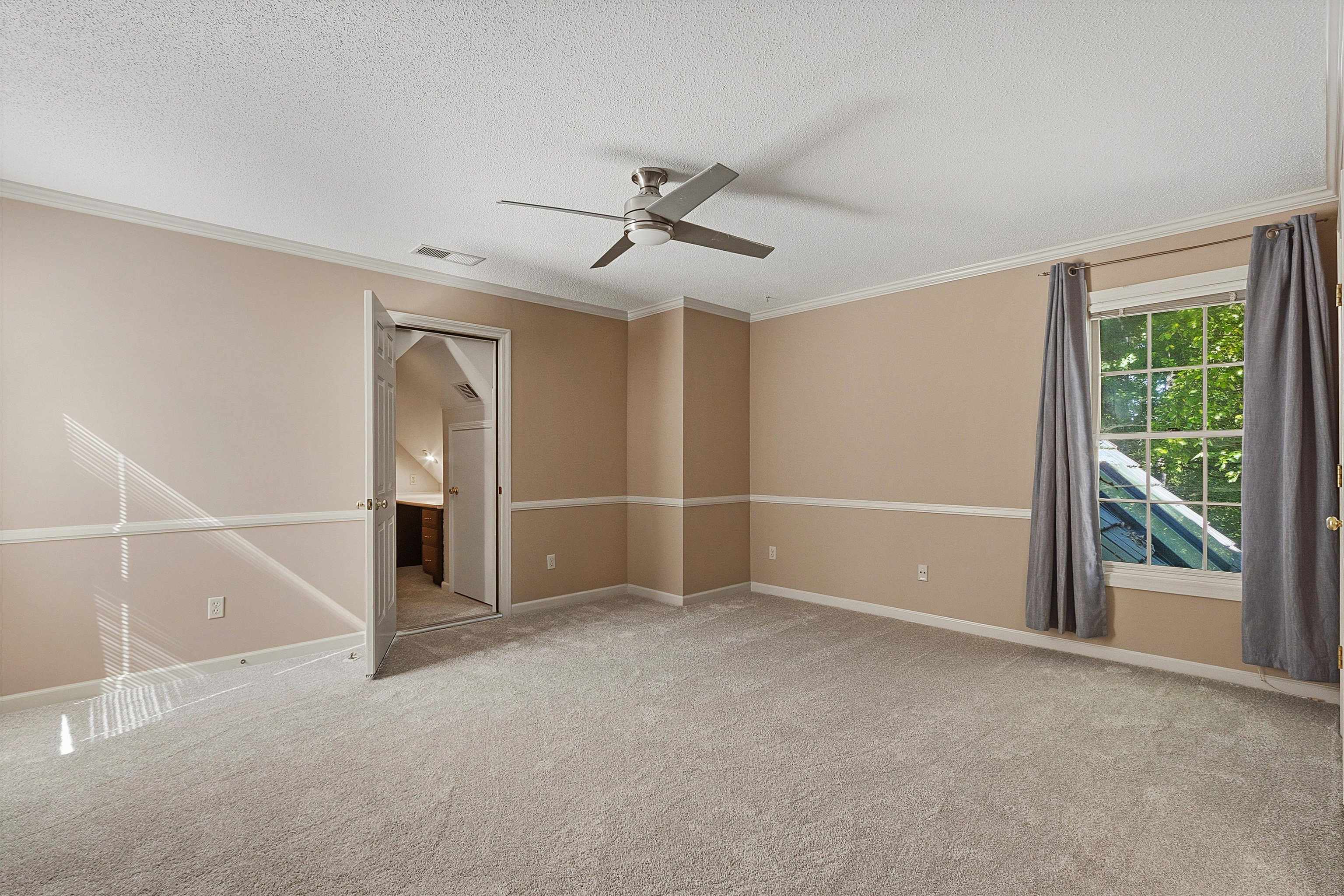 7813 Woodlark Cv Property Photo 32