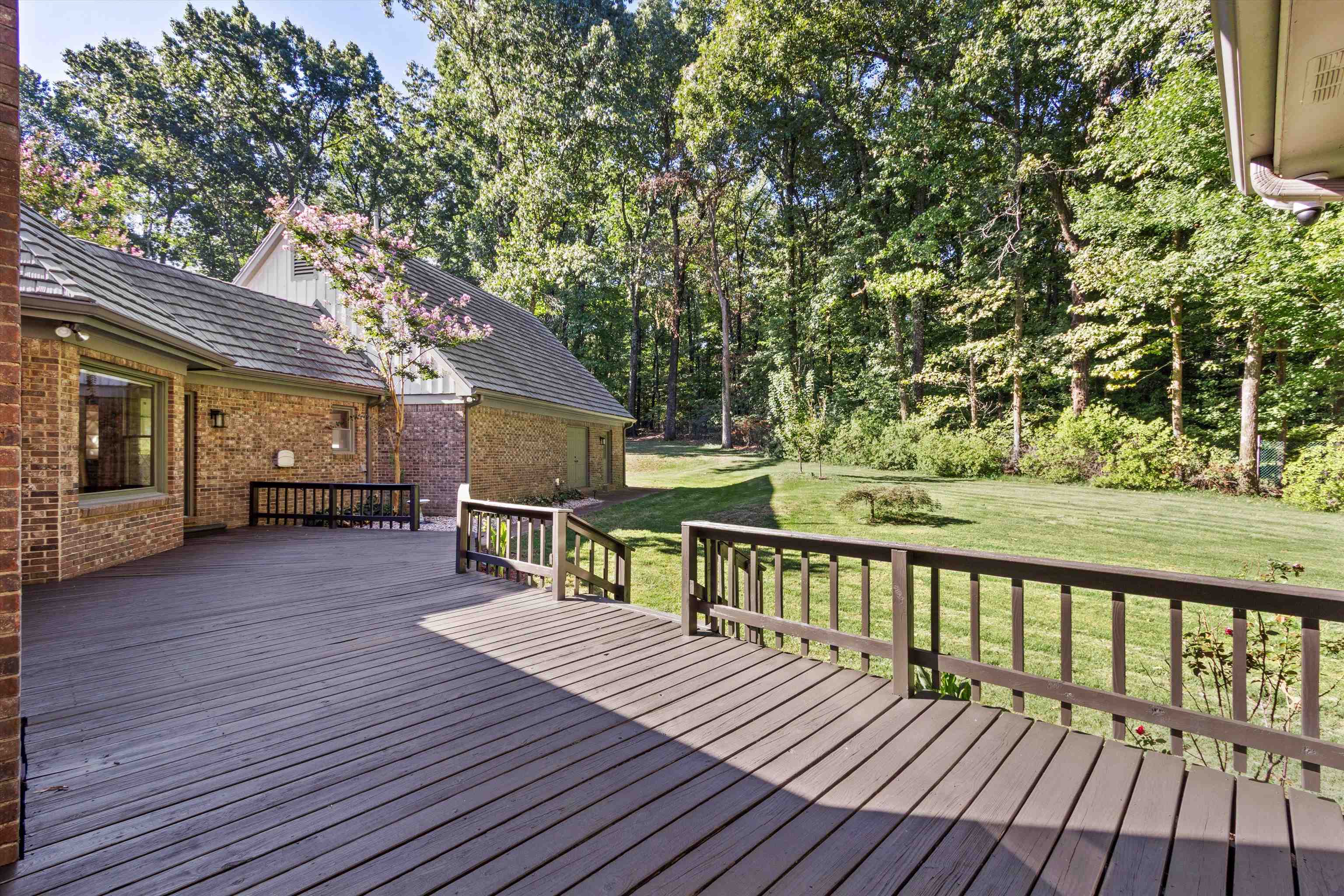7813 Woodlark Cv Property Photo 34