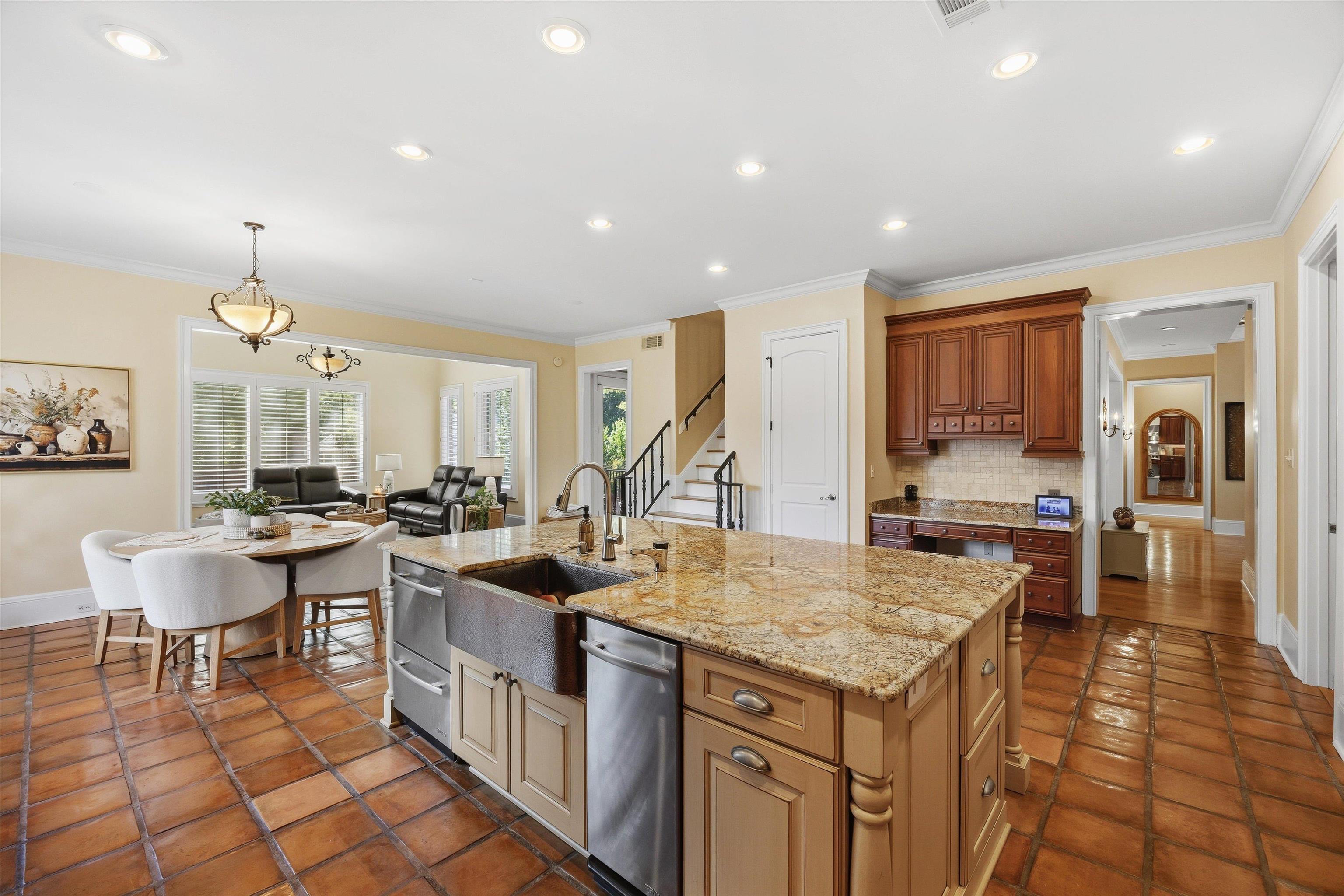 472 Tree Top Cv Property Photo 14