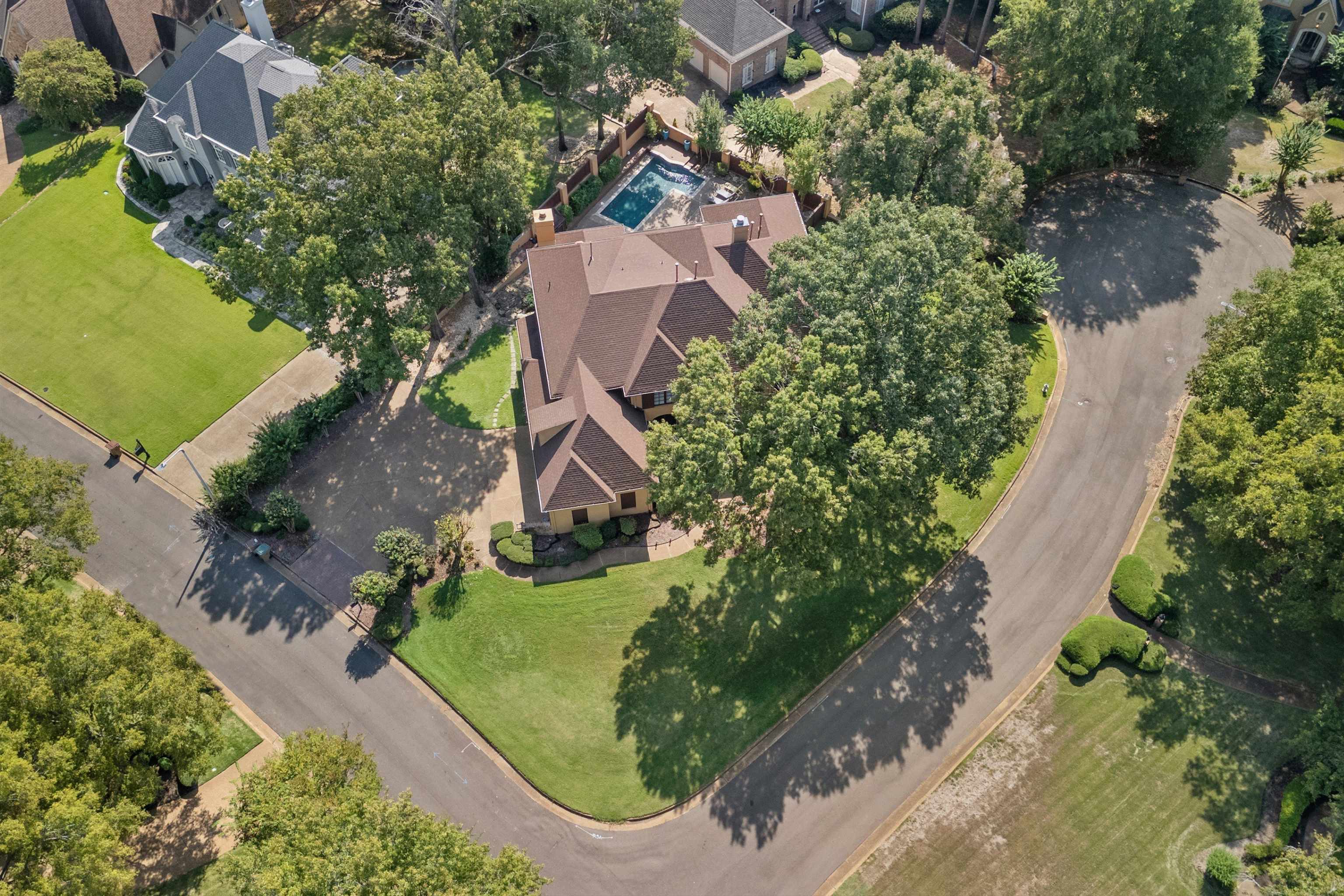 472 Tree Top Cv Property Photo 40