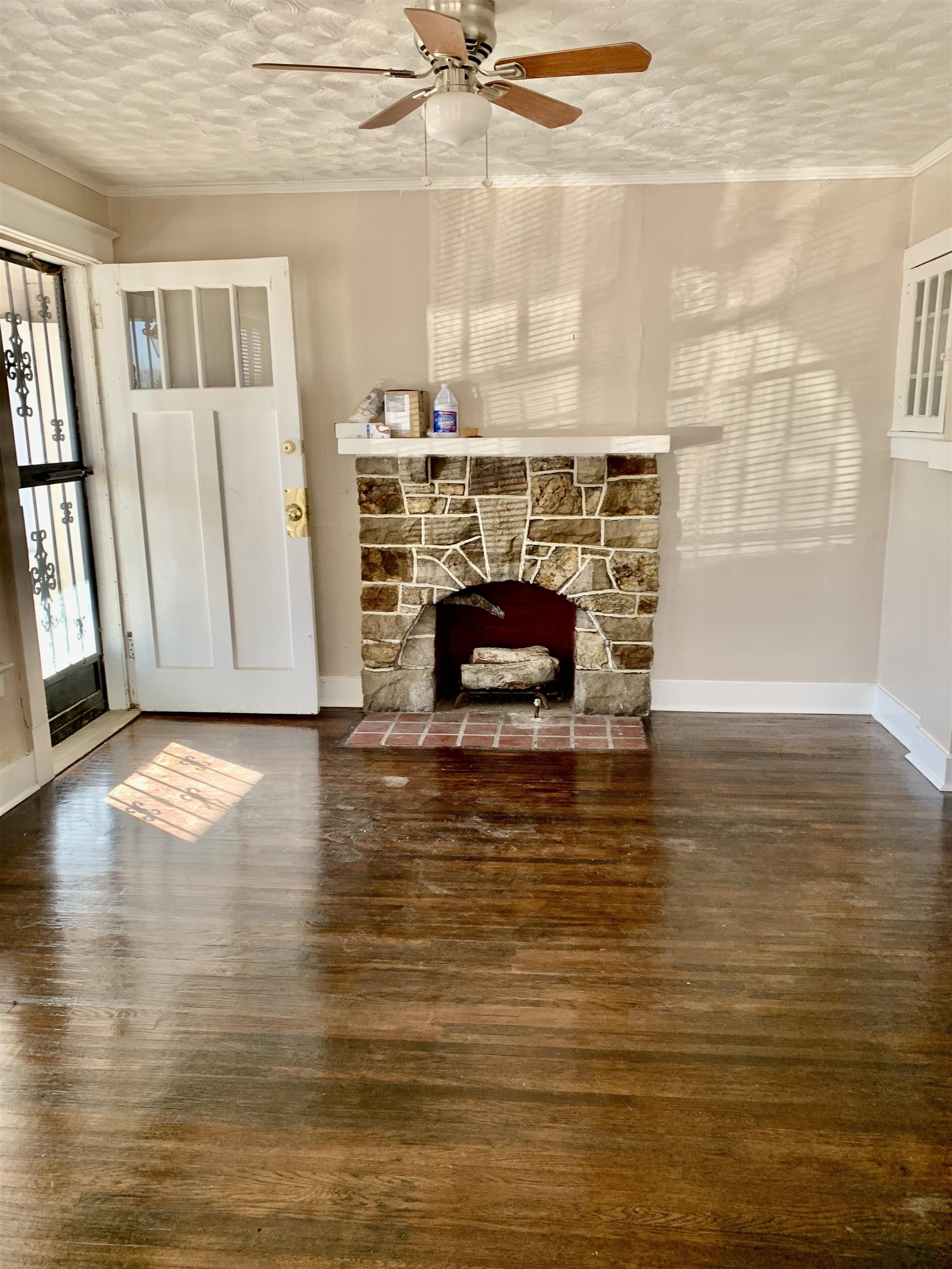 1616 Kendale Ave Property Photo 2