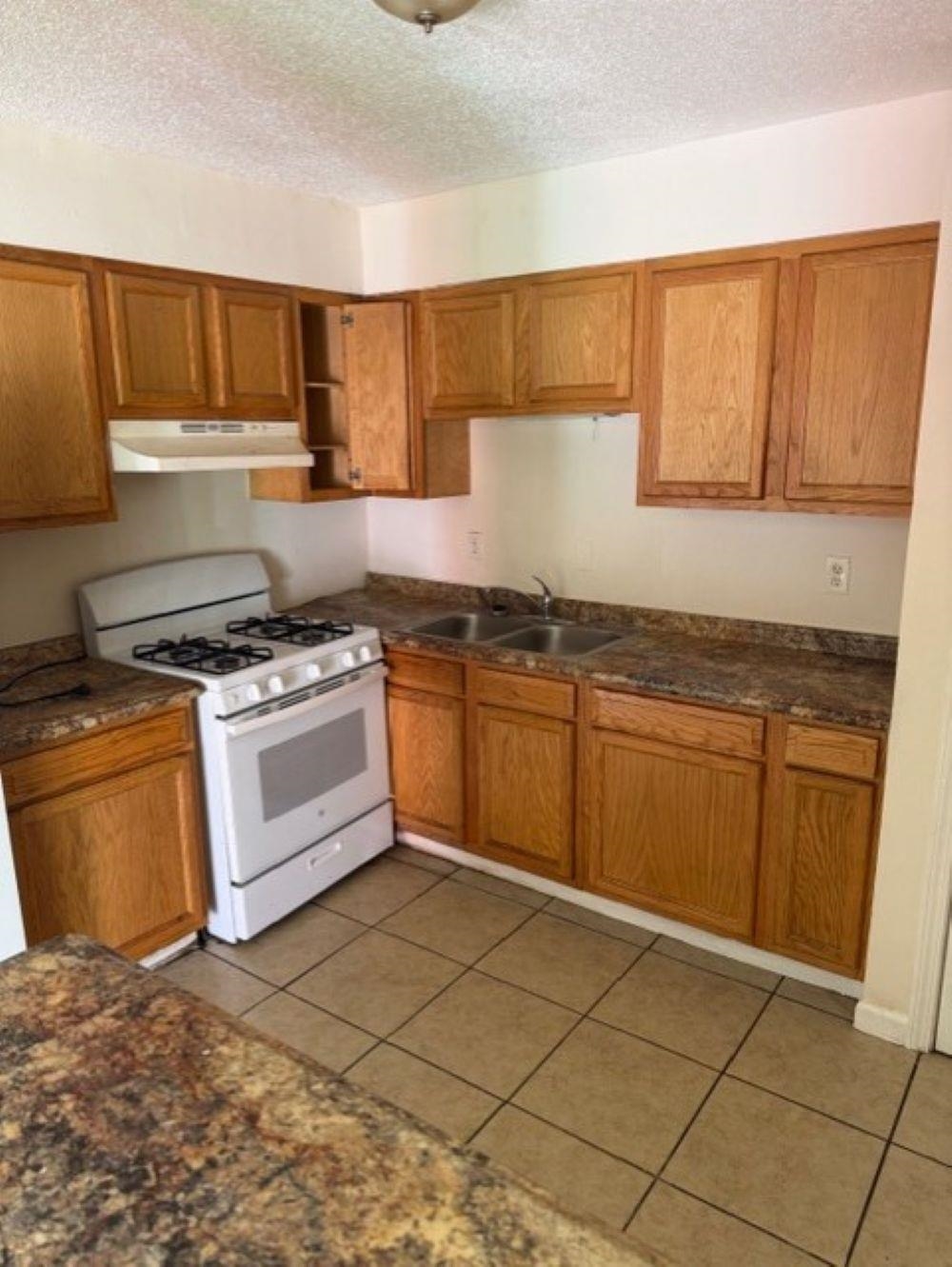 3721 Millbranch Rd Property Photo 12