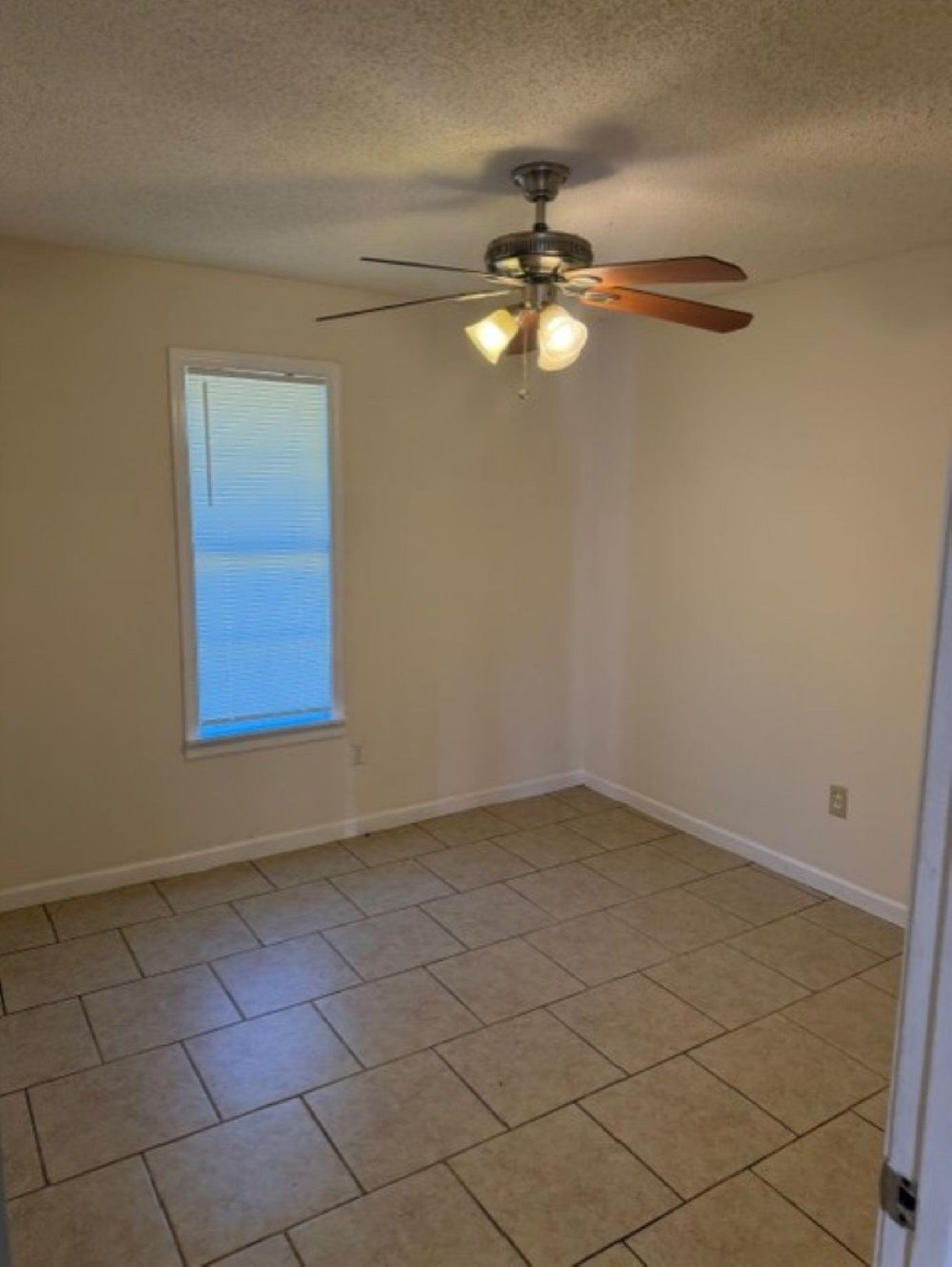 3721 Millbranch Rd Property Photo 15