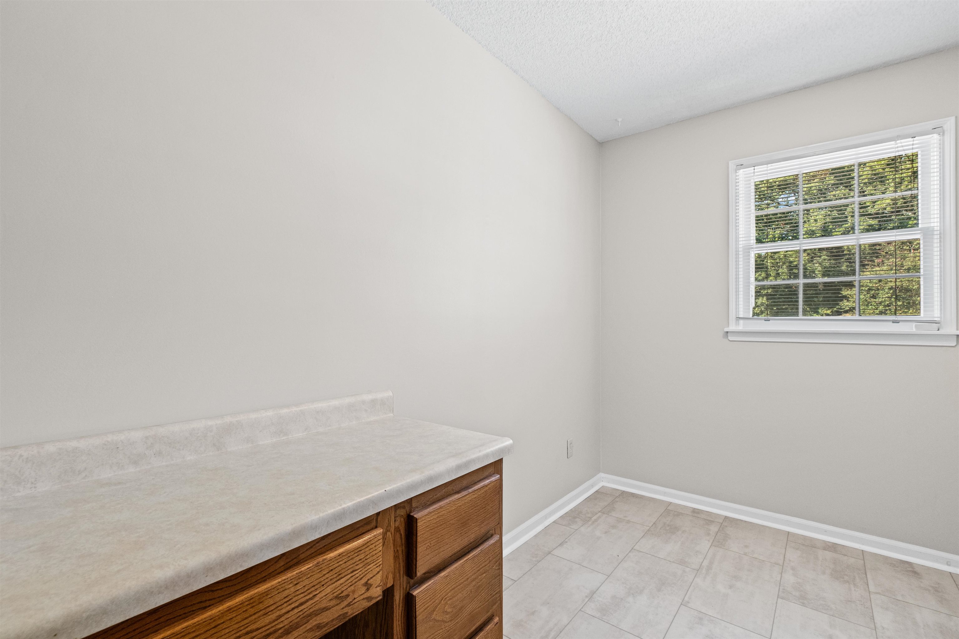 7084 Crestridge Rd Property Photo 16