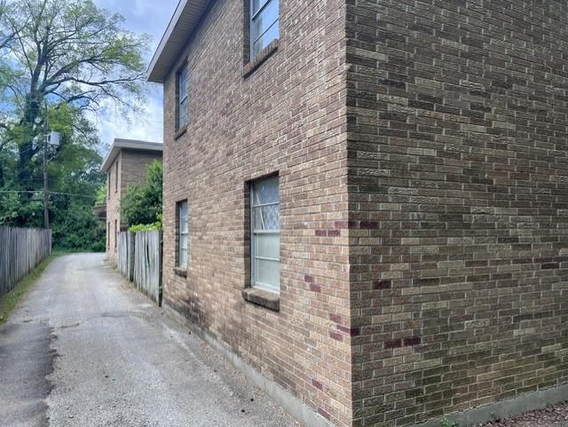 955 N Parkway Ave Property Photo 5