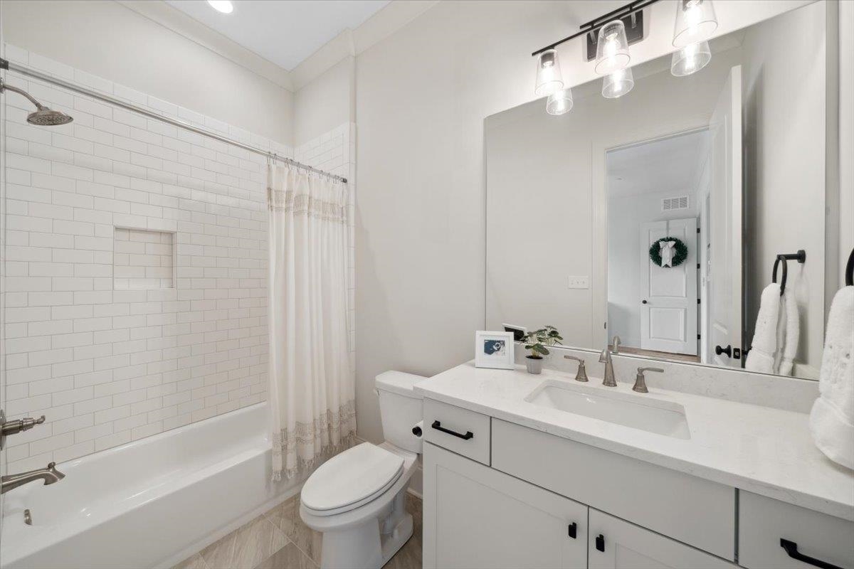 220 Mary Taylor Way Property Photo 28